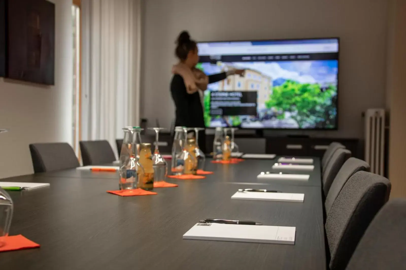 Meeting/conference room in Galerie Hotel
