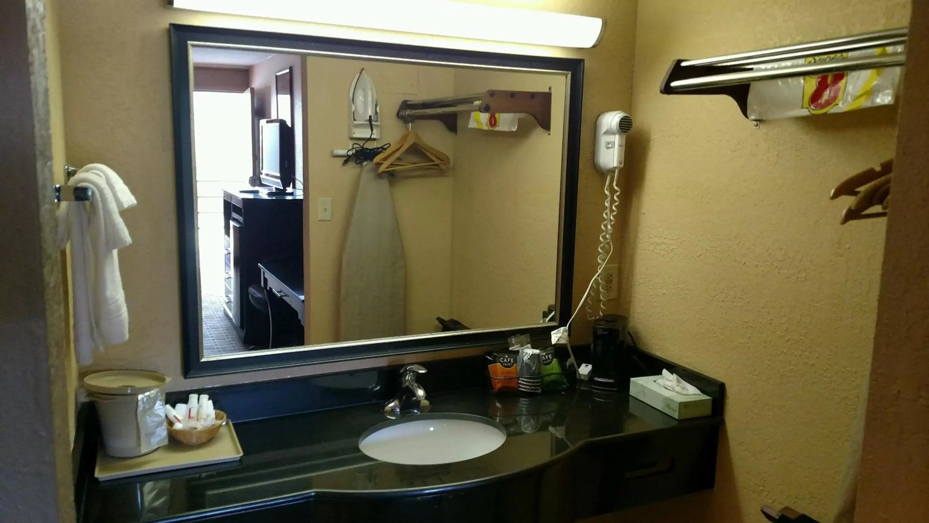 Bathroom in Super 8 by Wyndham Atoka