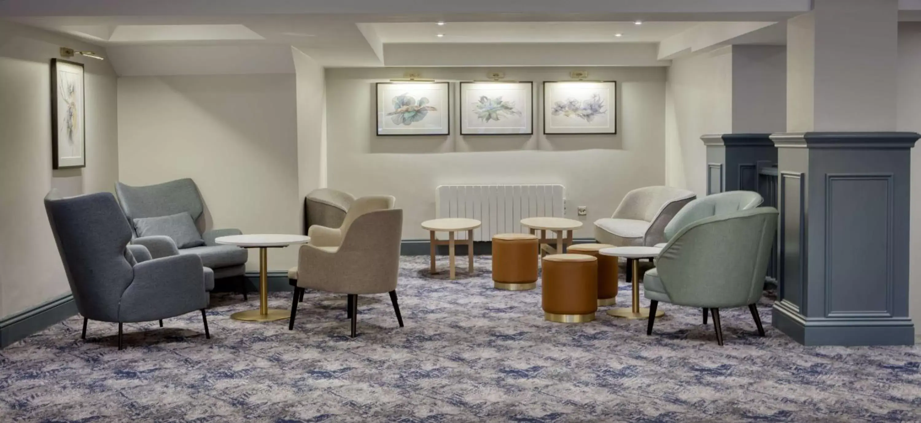 Lobby or reception in Hilton Cobham Lobby or reception in Hilton Cobham