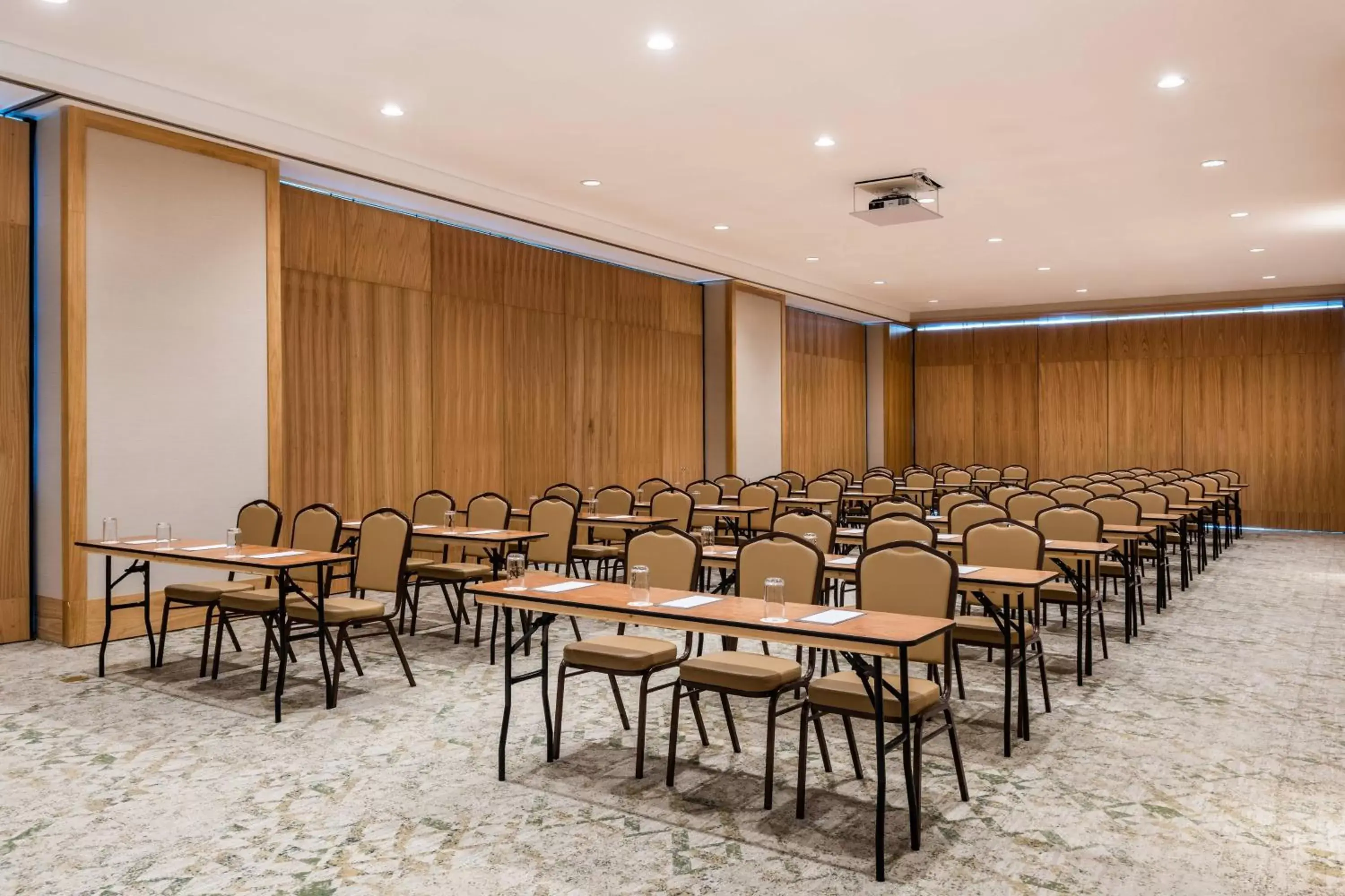 Meeting/conference room in Santa Marta Marriott Resort Playa Dormida