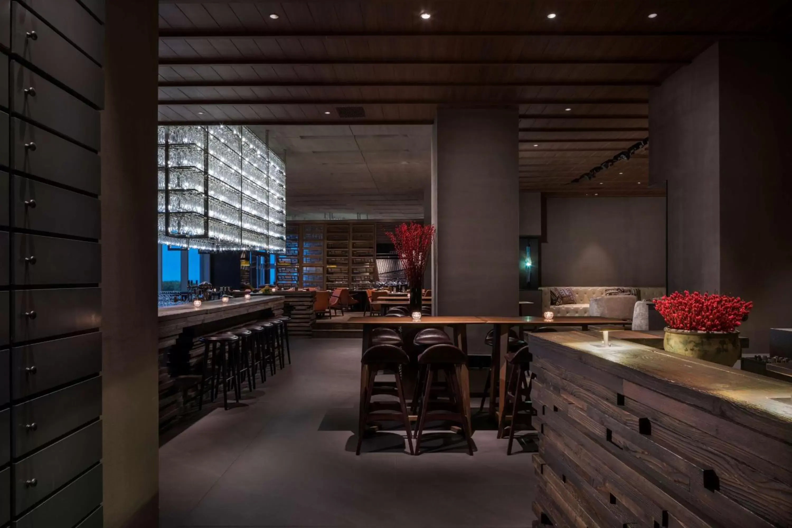 Lounge or bar, Kitchen/Kitchenette in Hyatt Regency Qingdao - Stone old beach - Exhibition Center