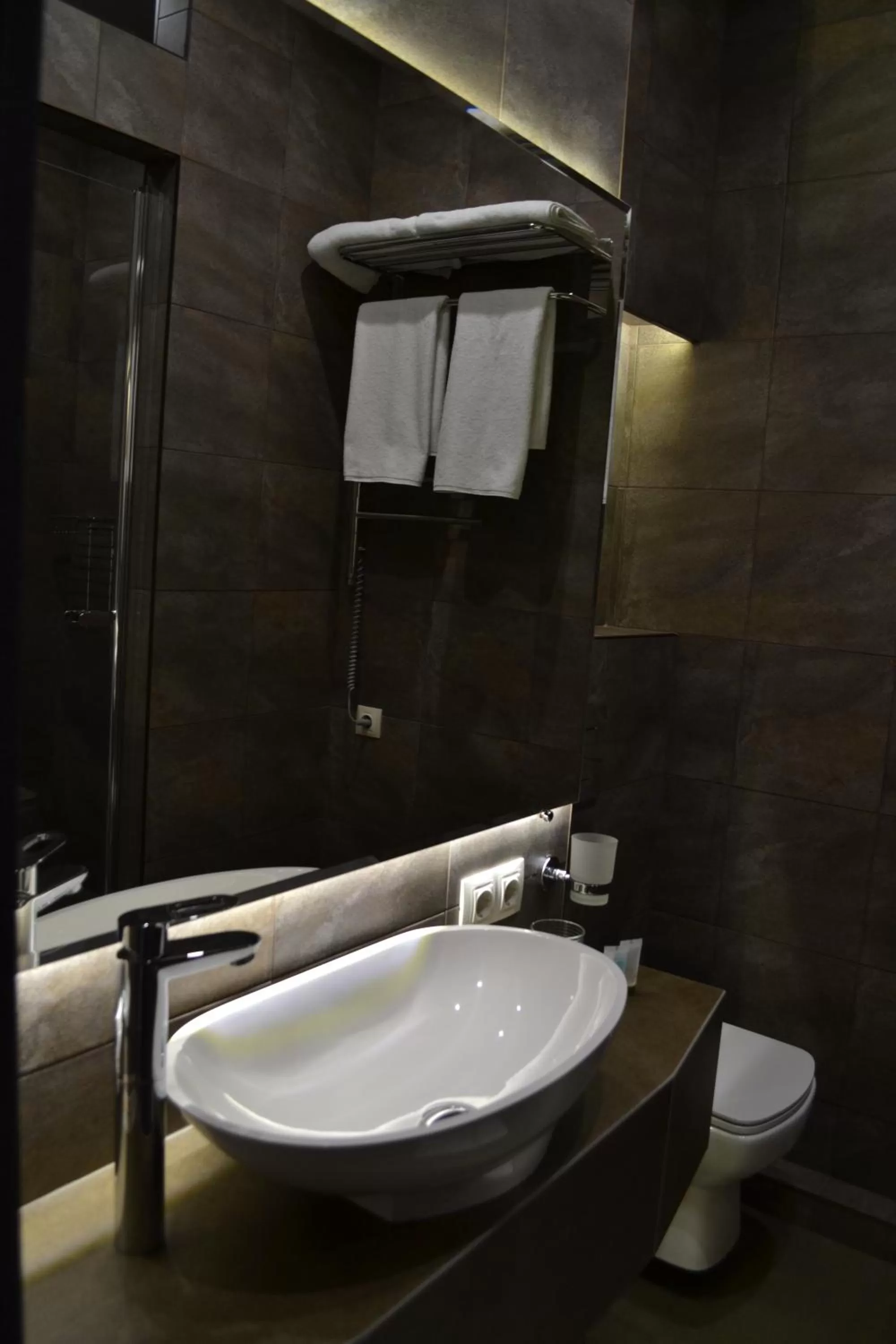 Decorative detail in Horizon Hotel