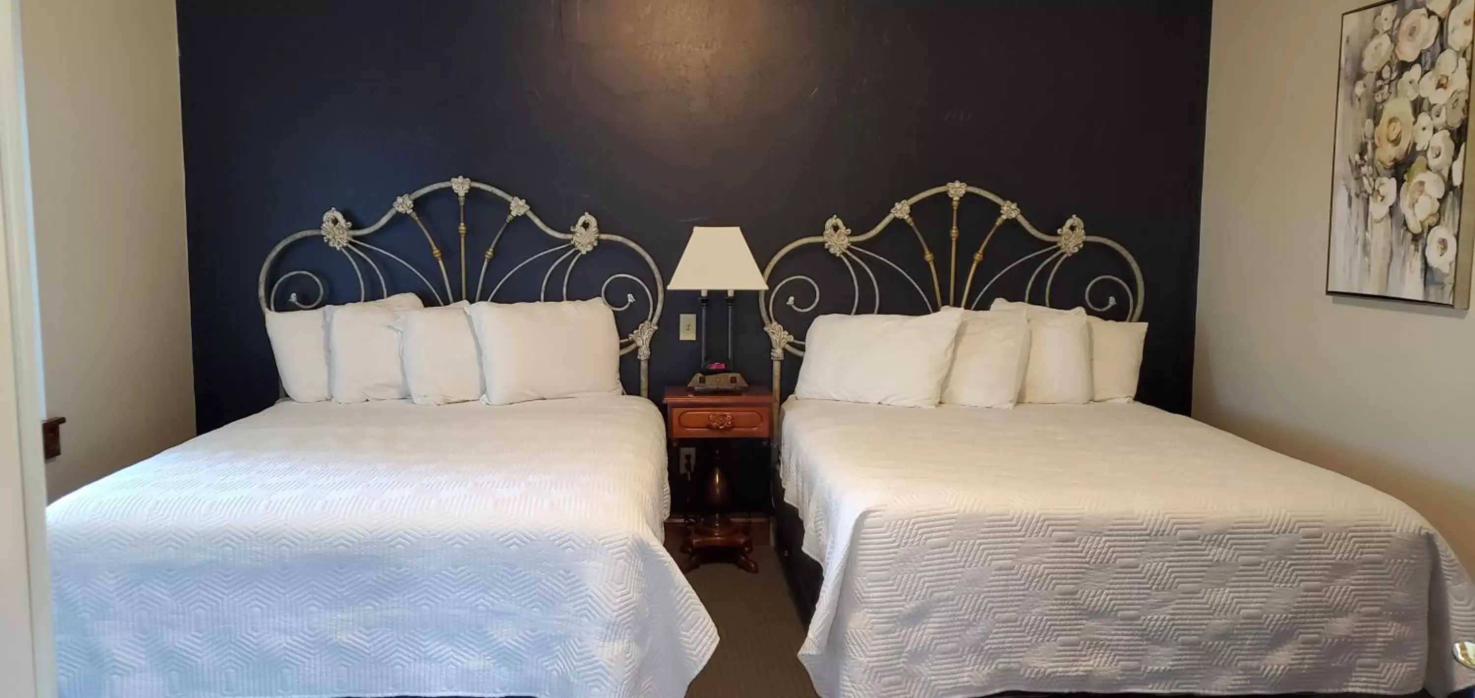 Bedroom, Bed in Inn at Amish Door