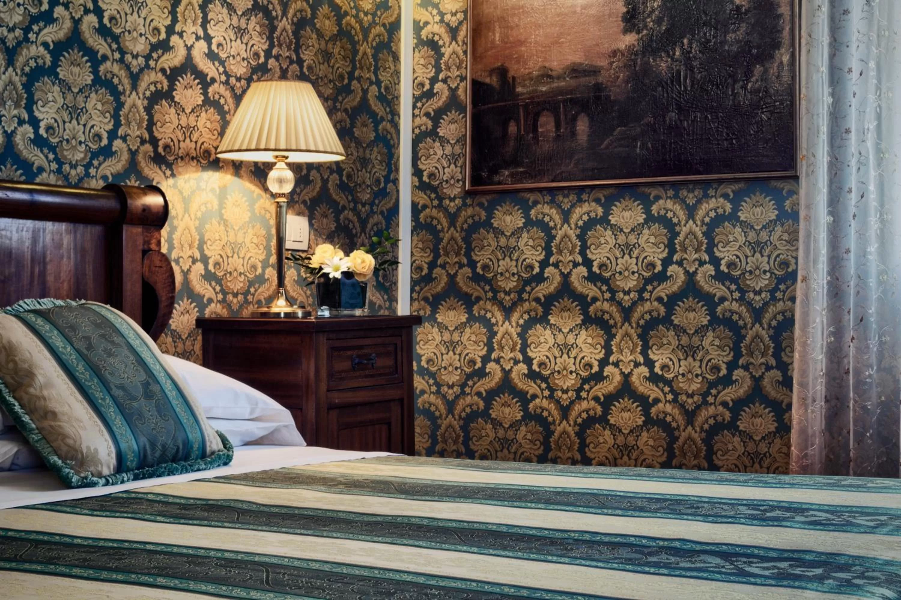 Bed in Hotel Galleria