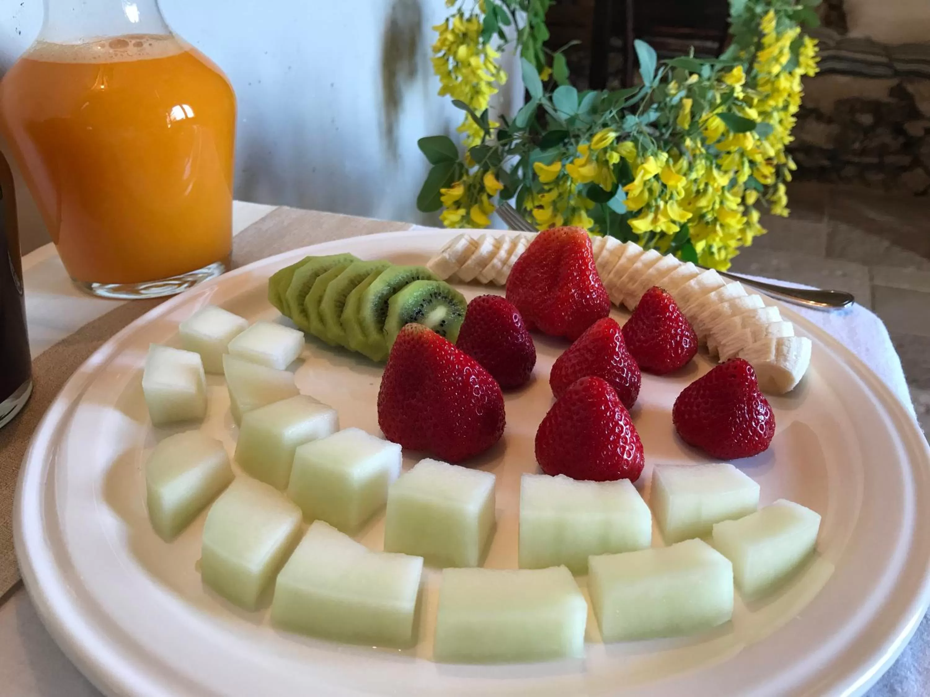 Continental breakfast in Charme in Perillis