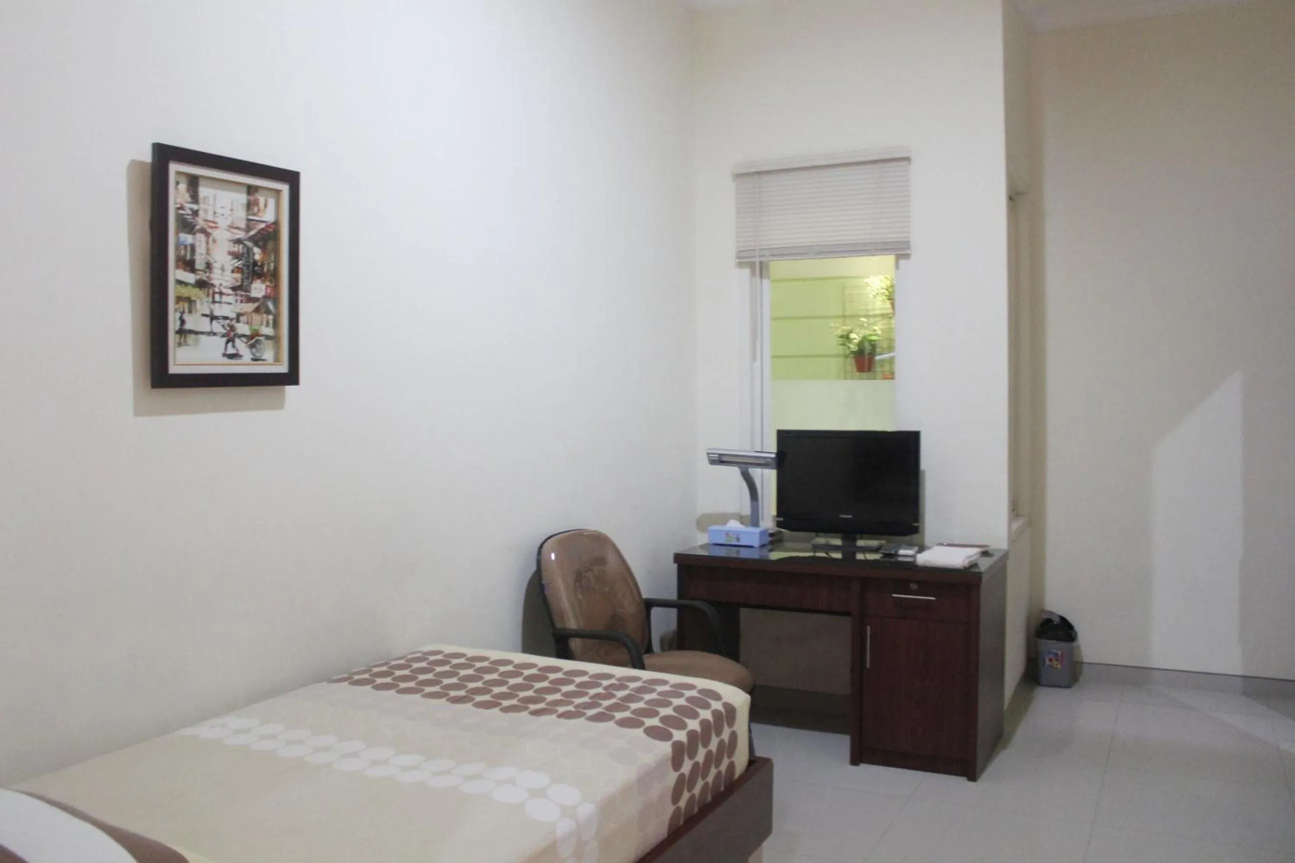 Bed in Ikiru to Live