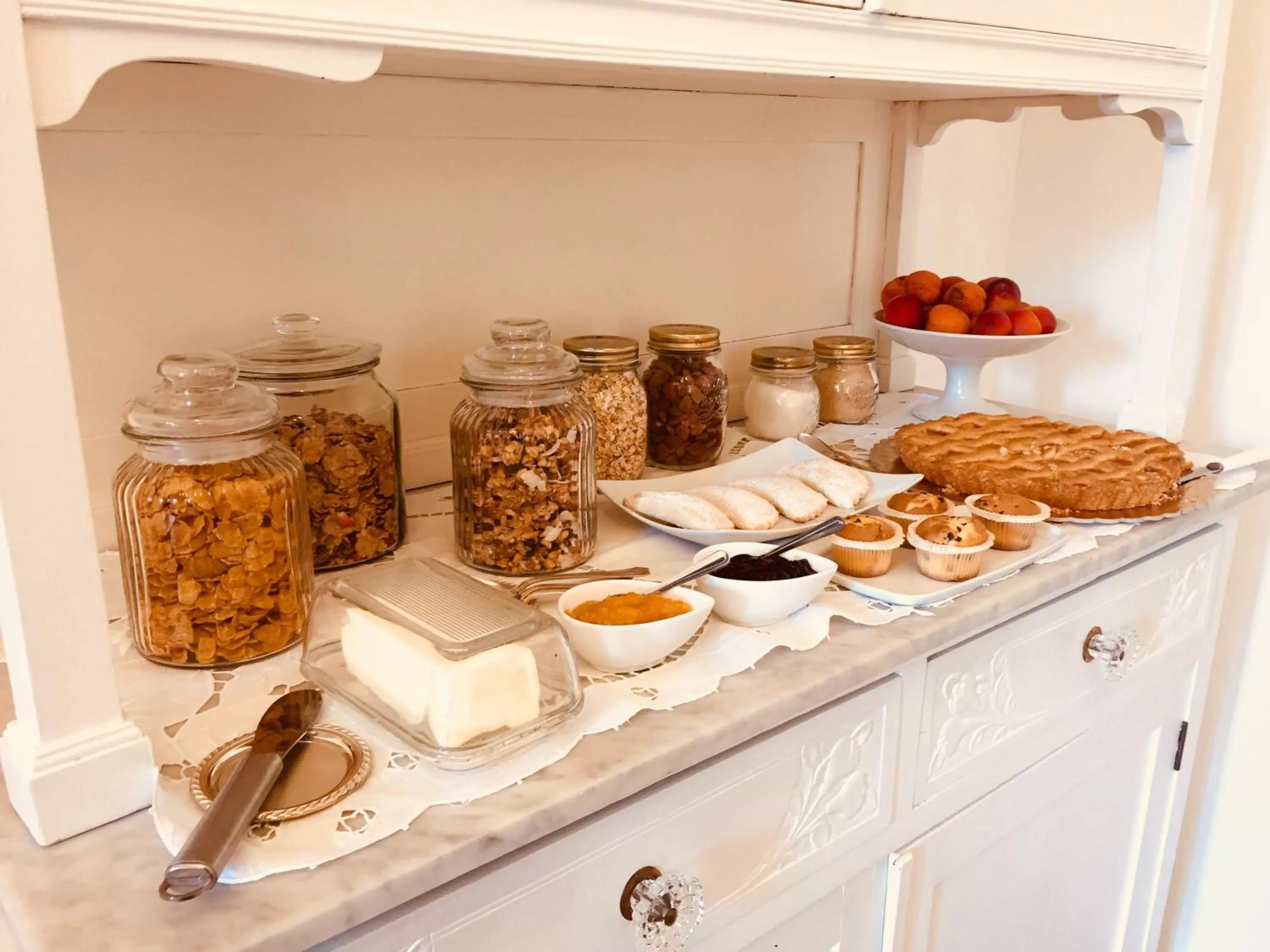 Breakfast in Bianko EcoChic & L'Angolo di Levante