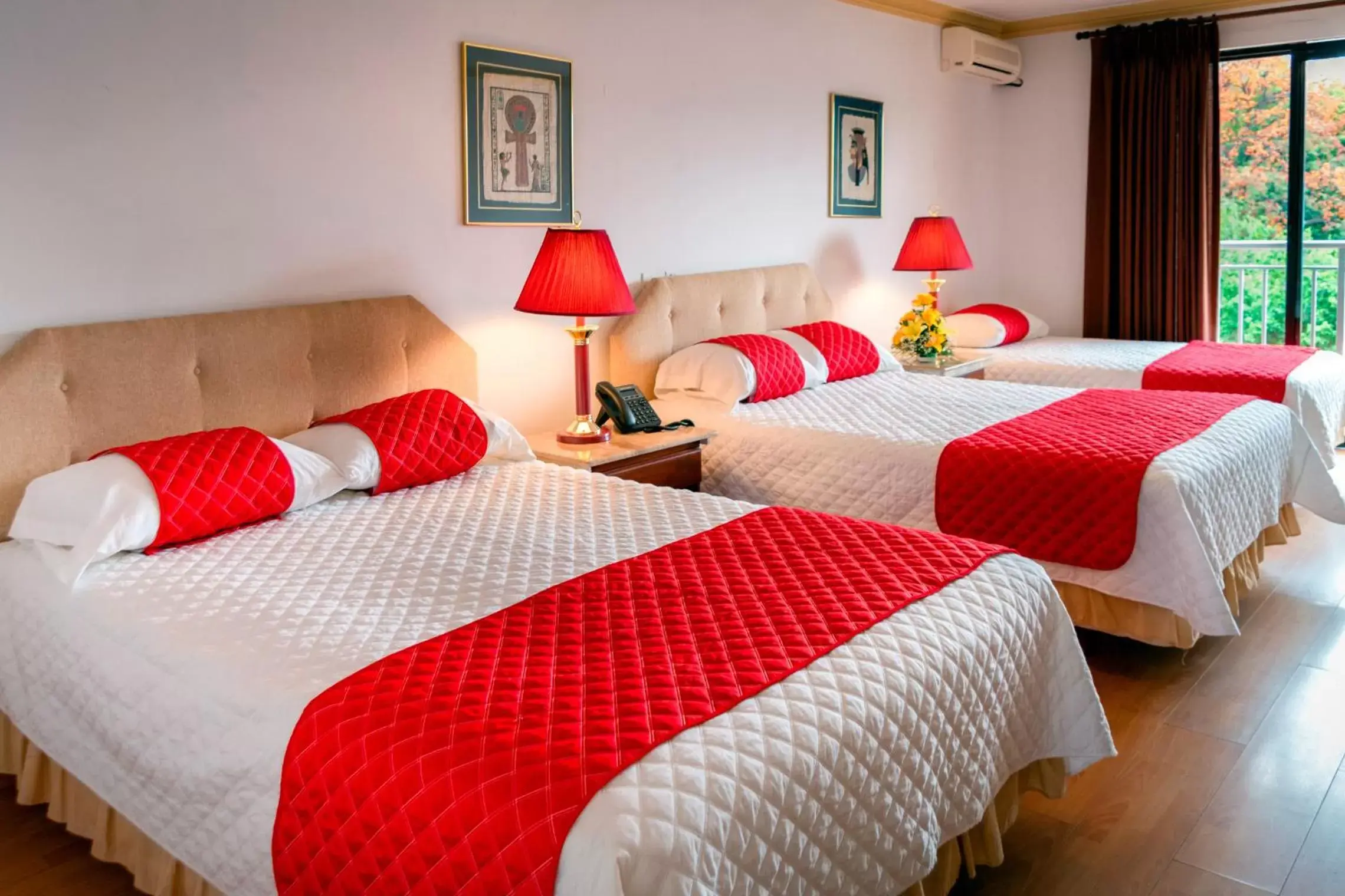 Bed in Hotel Los Ceibos