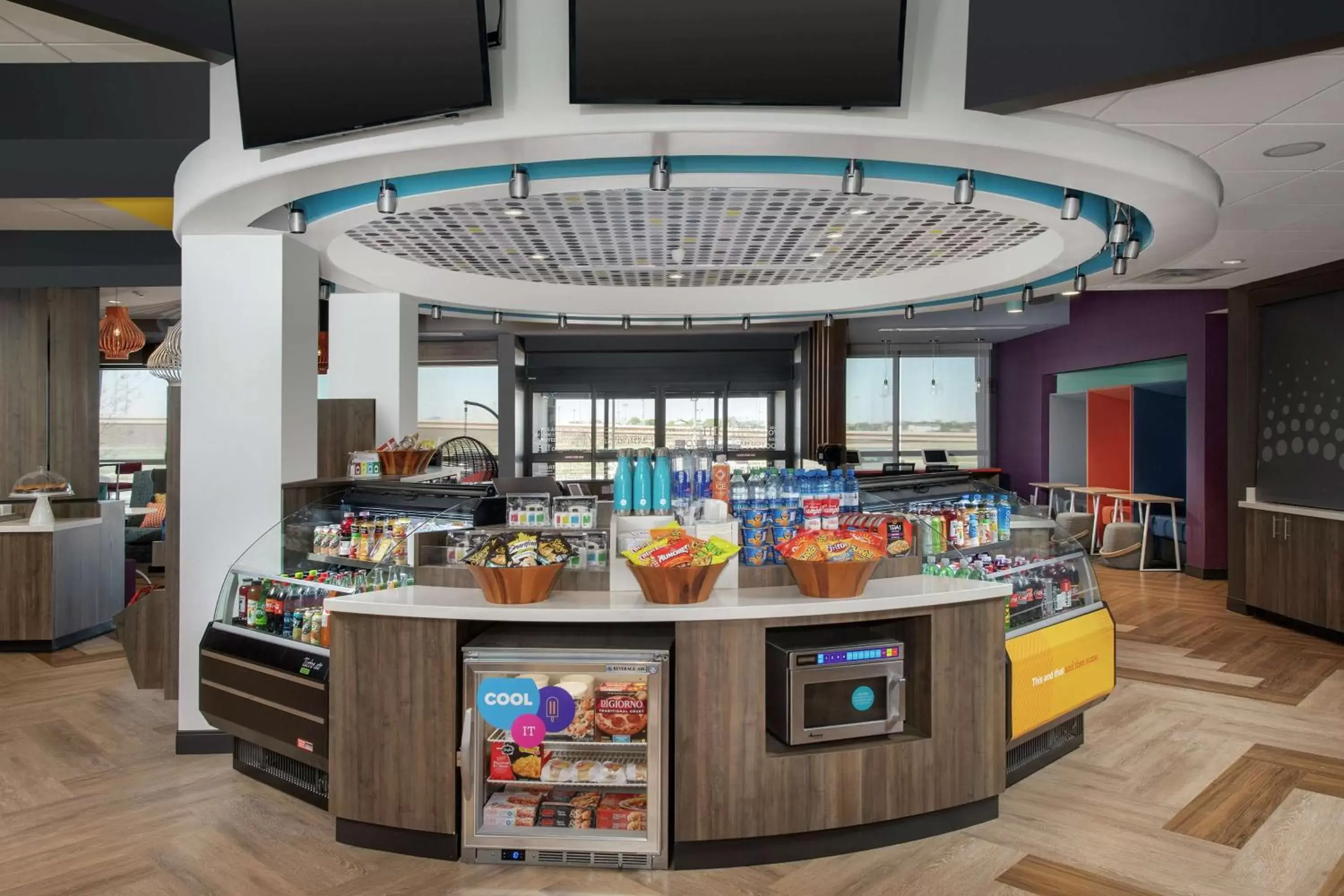 Restaurant/places to eat in Tru By Hilton Lubbock Southwest Restaurant/places to eat in Tru By Hilton Lubbock Southwest