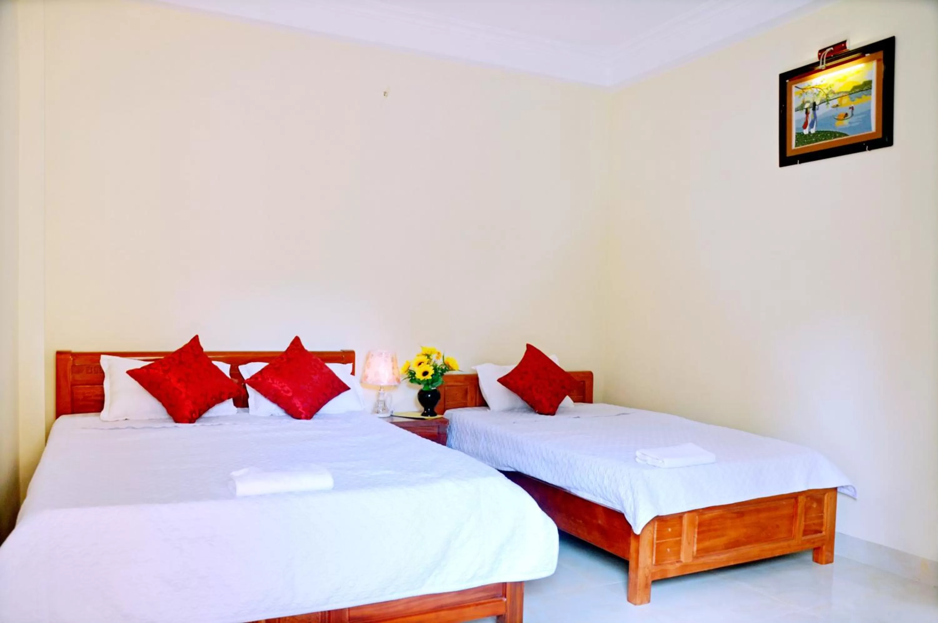 Bed in Tam Coc Family Hotel