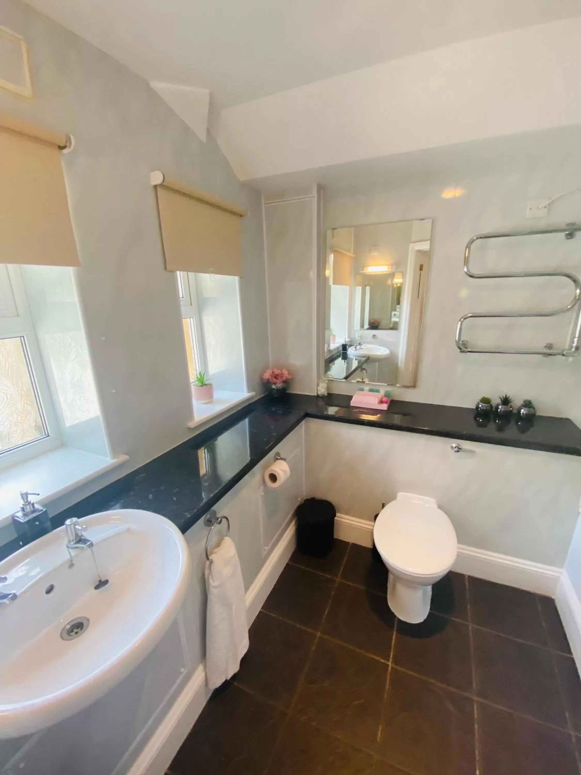 Bathroom in All Seasons Bed & Breakfast - Adults Only