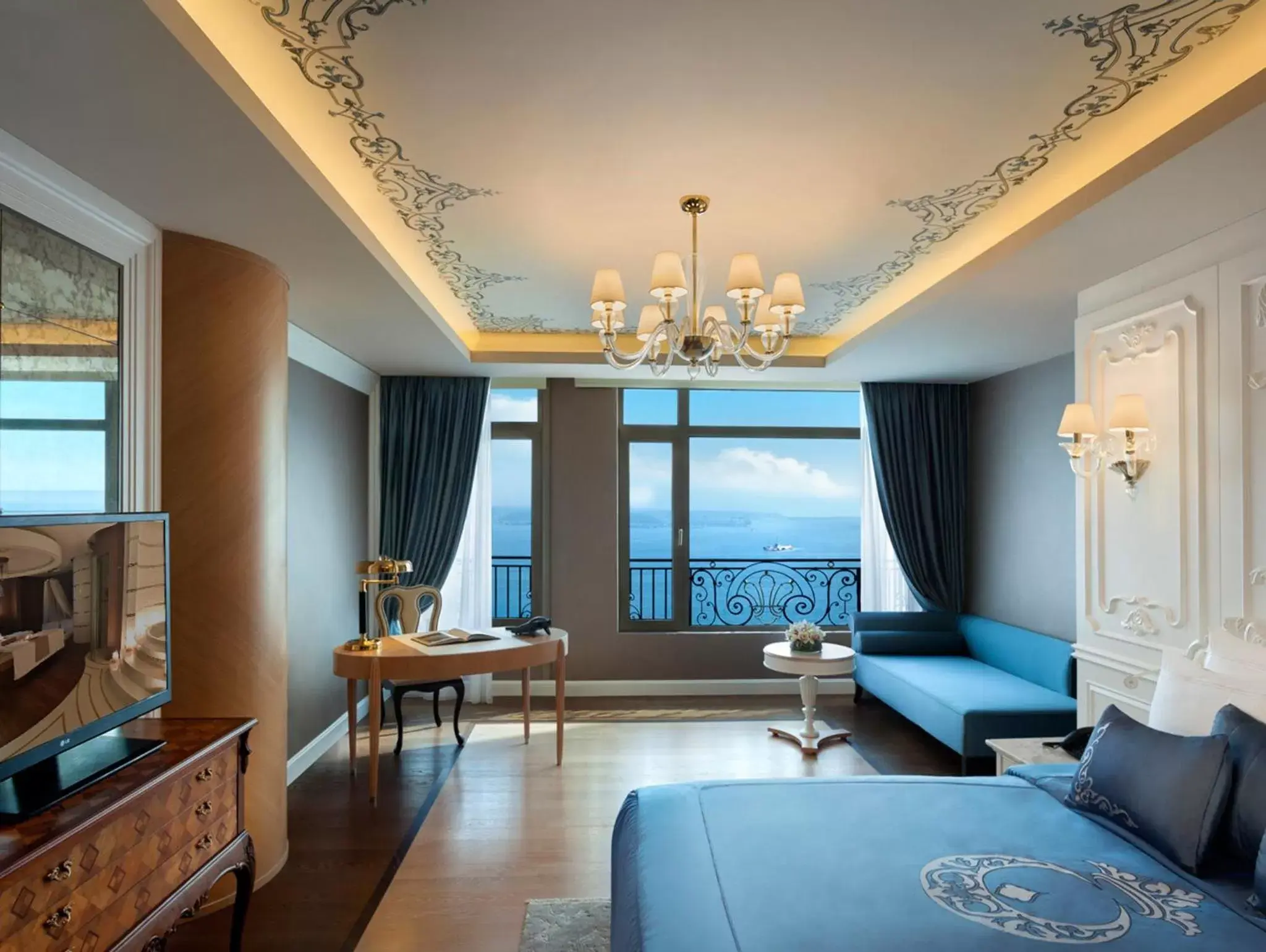 Executive Bosphorus View With Lounge Access - single occupancy in CVK Park Bosphorus Hotel Istanbul