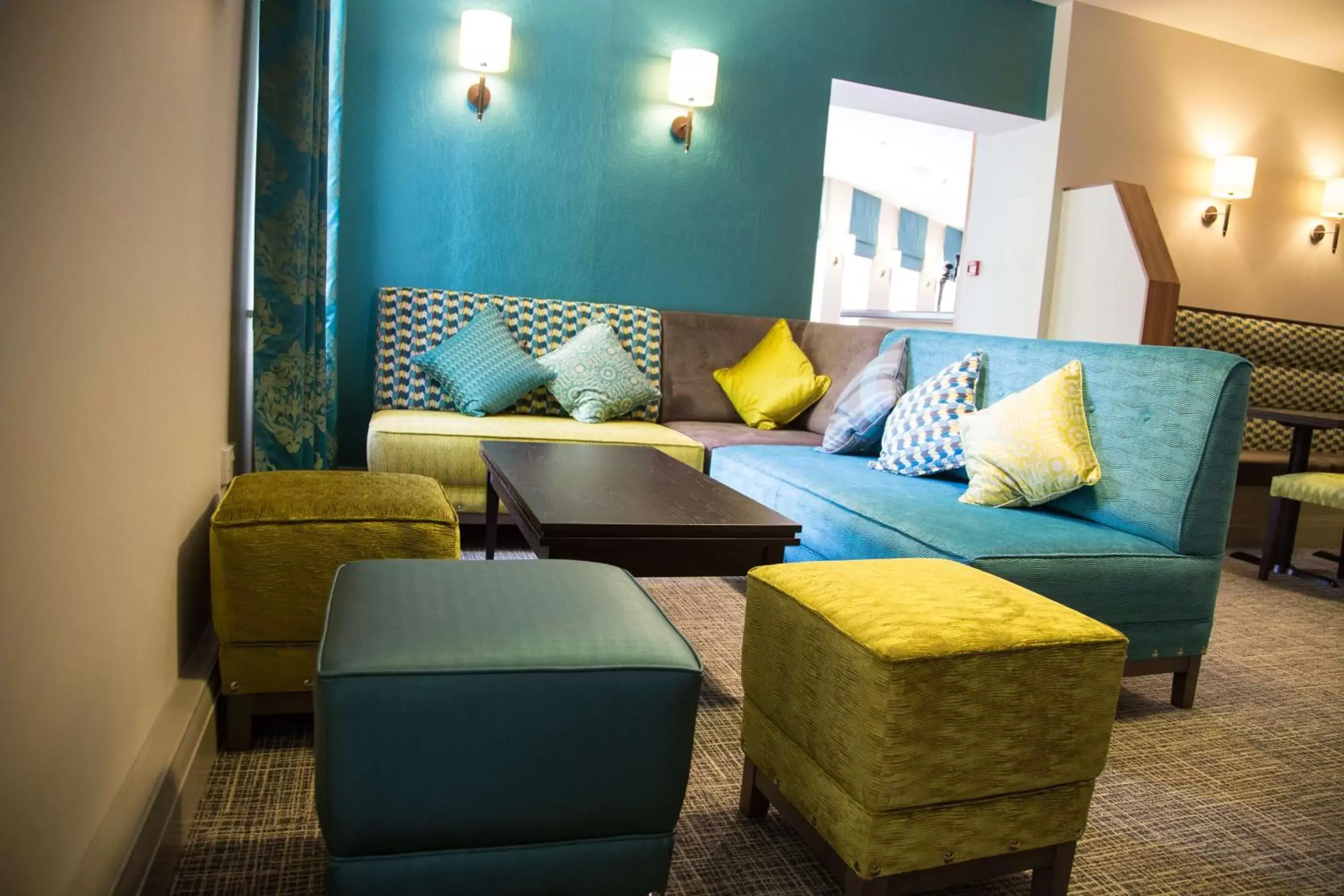 Lounge or bar, Seating Area in Best Western Plus Ullesthorpe Court Hotel & Golf Club