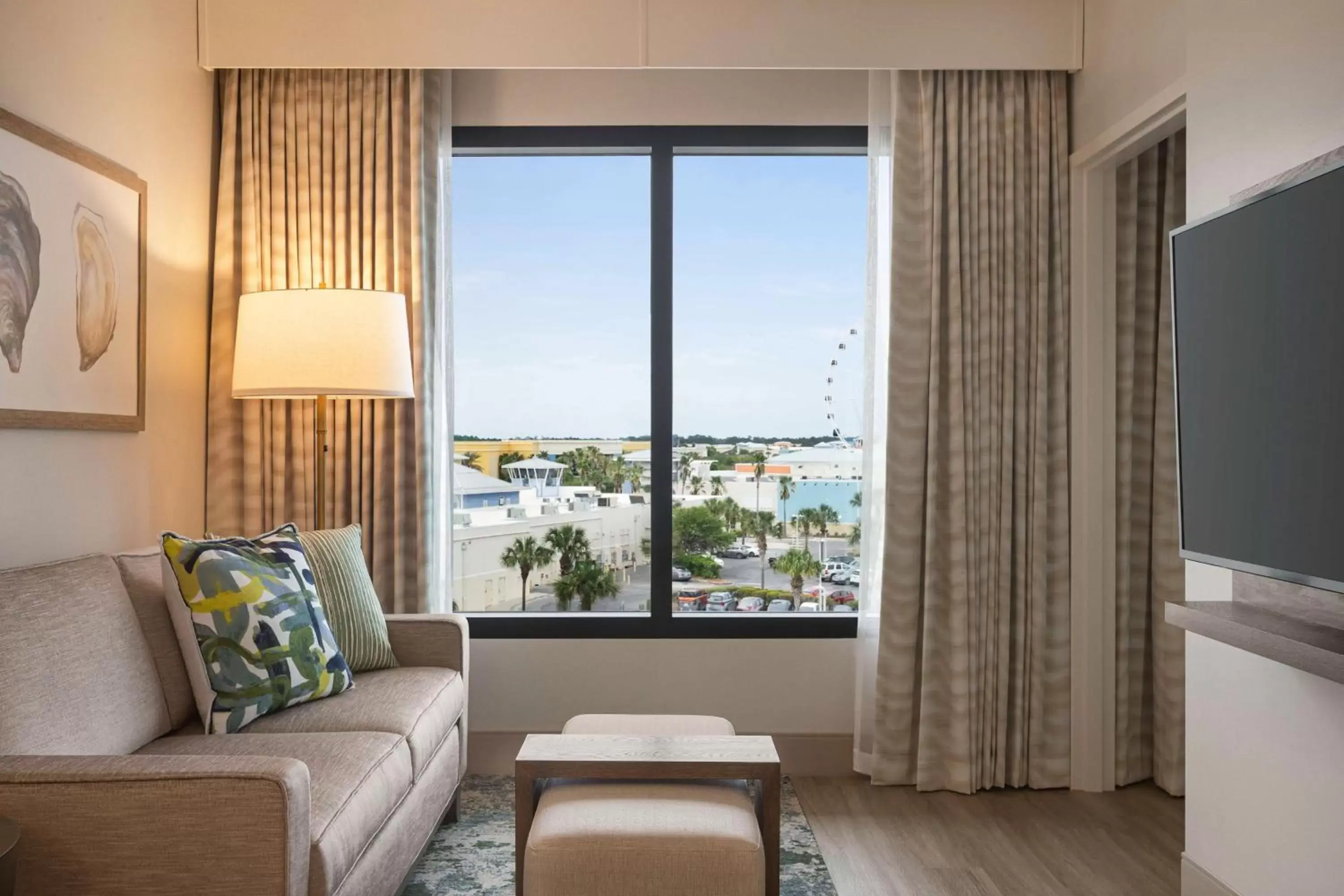 Living room, Seating Area in Embassy Suites By Hilton Panama City Beach Resort