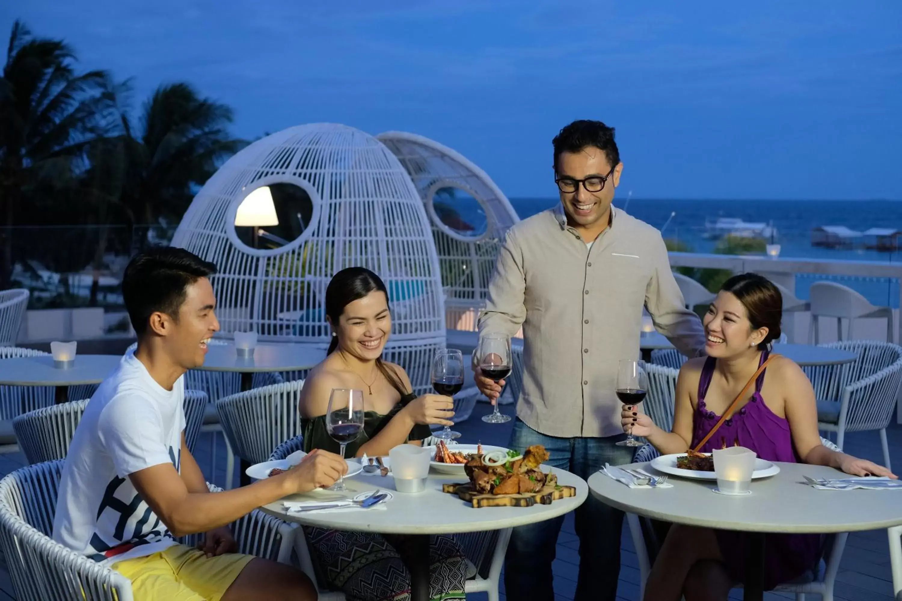 Restaurant/places to eat in BE Resort Mactan