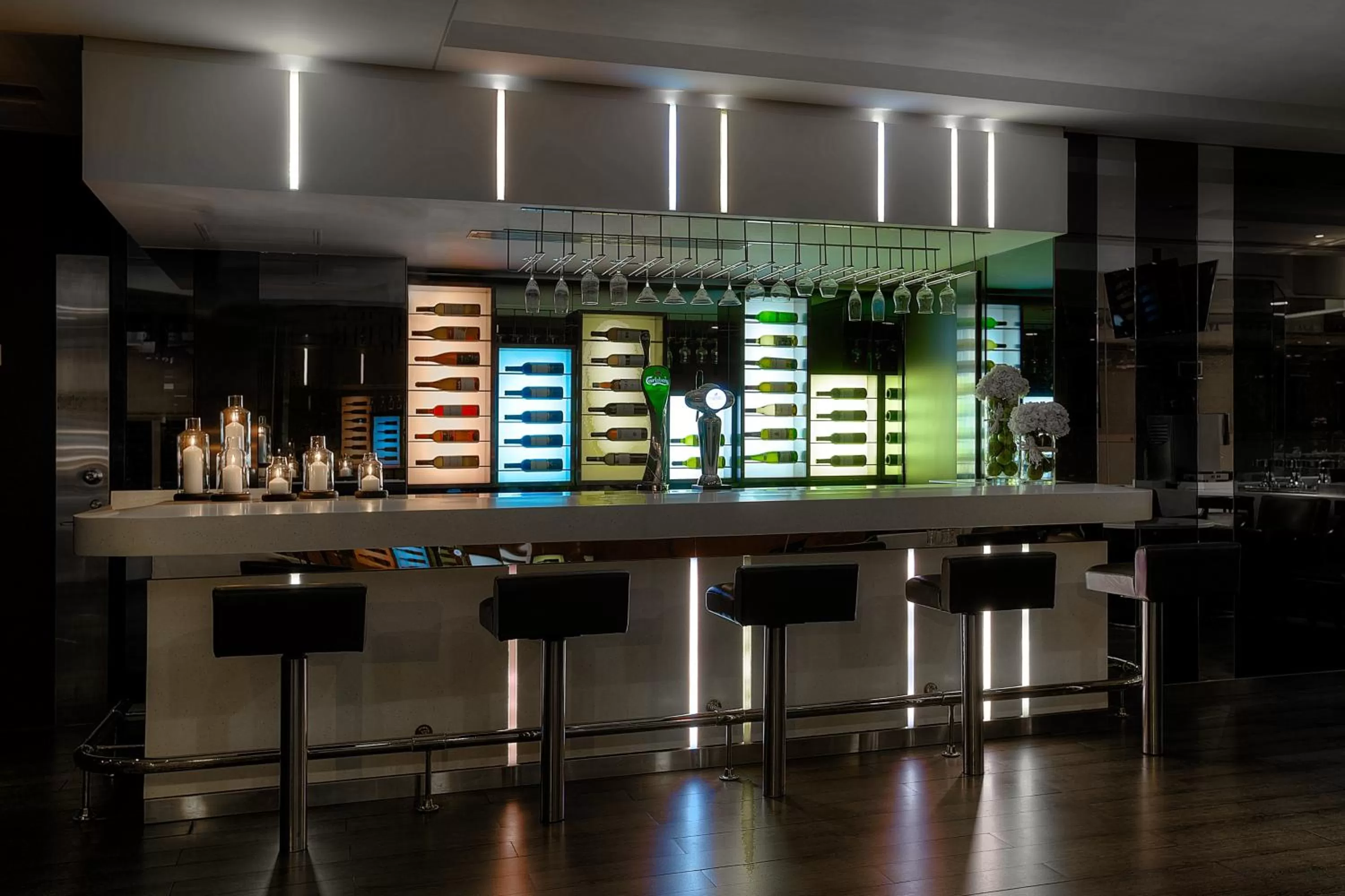 Lounge or bar in Stanford Hotel Hong Kong