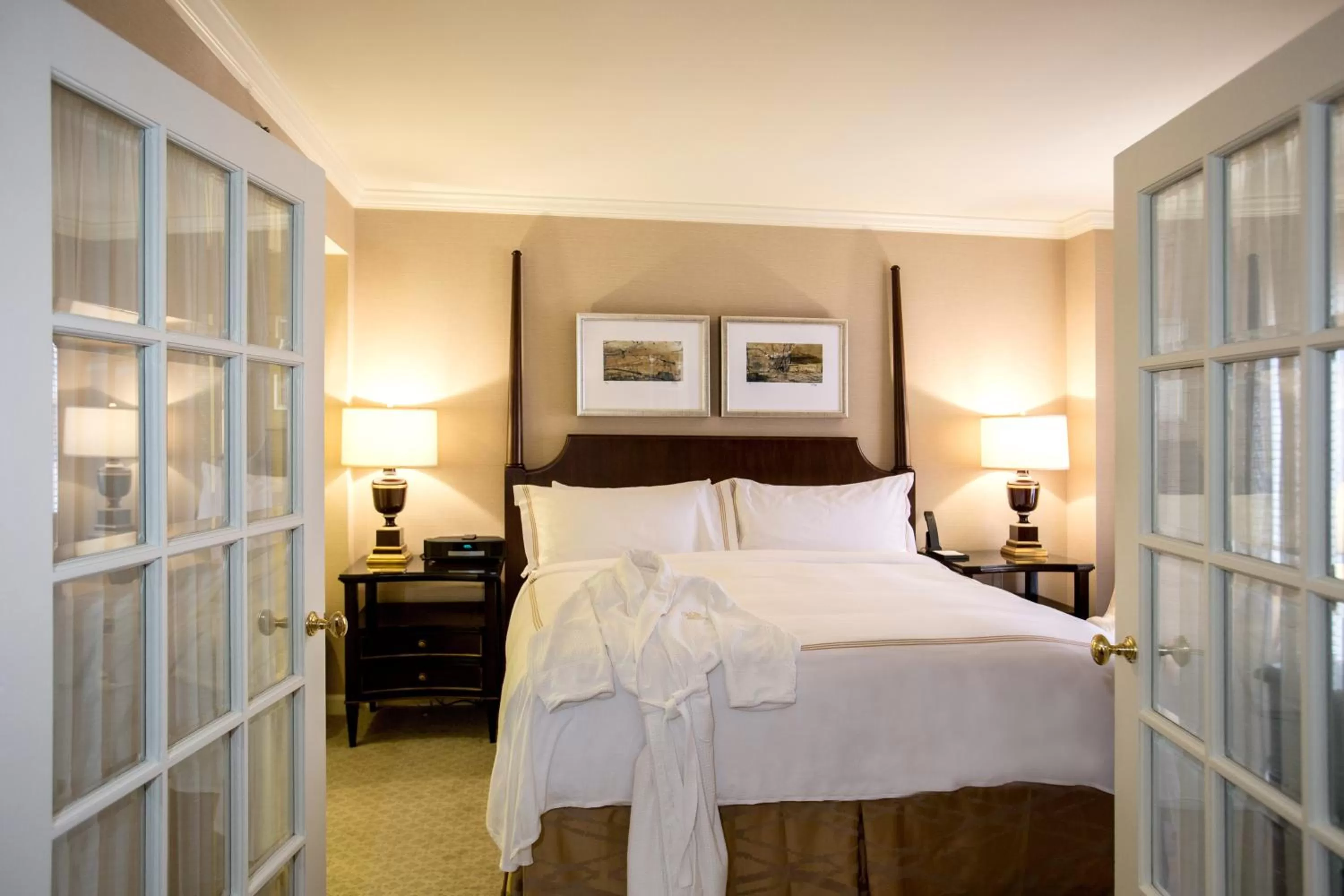 Bed in The Townsend Hotel