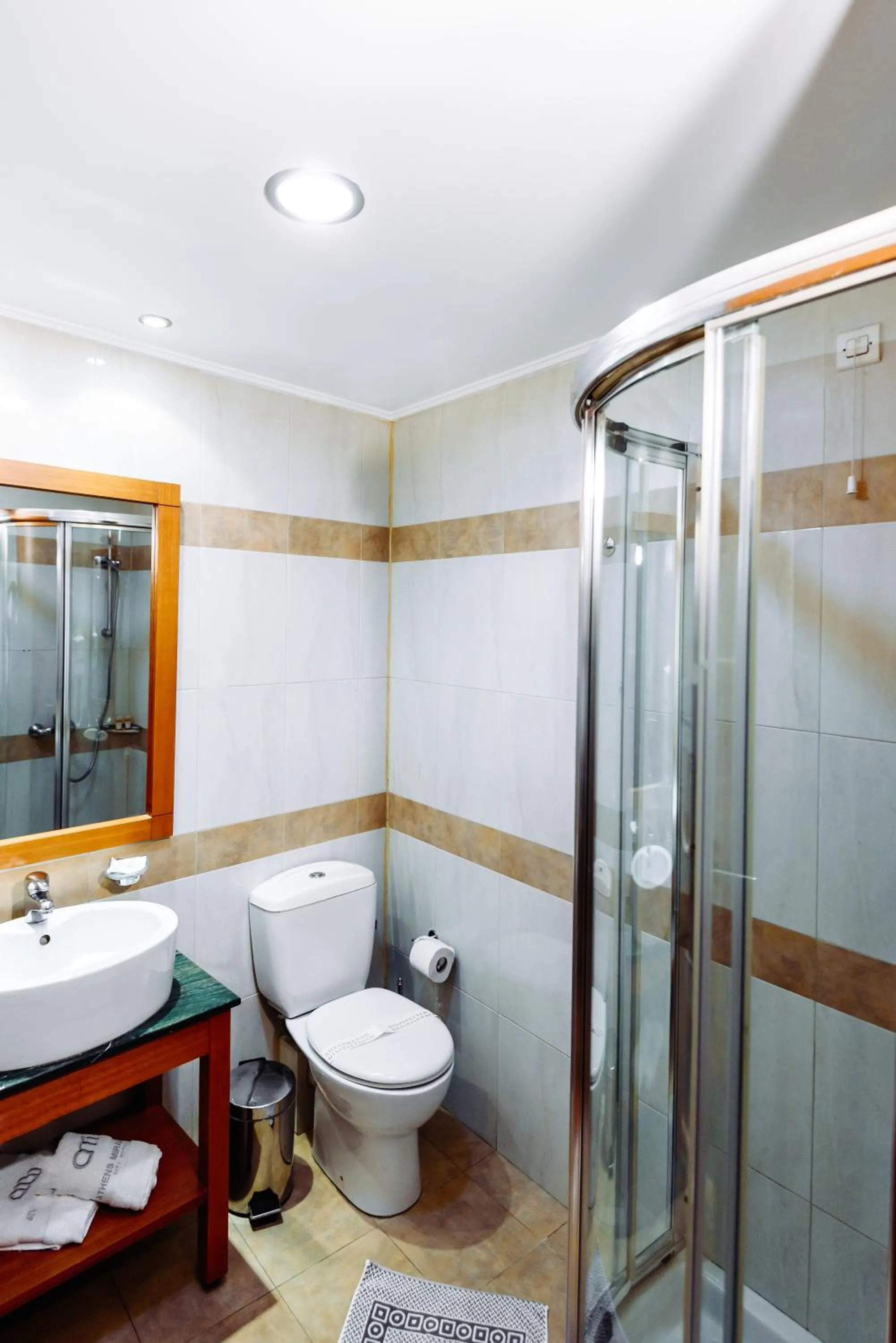 Bathroom in Athens Mirabello