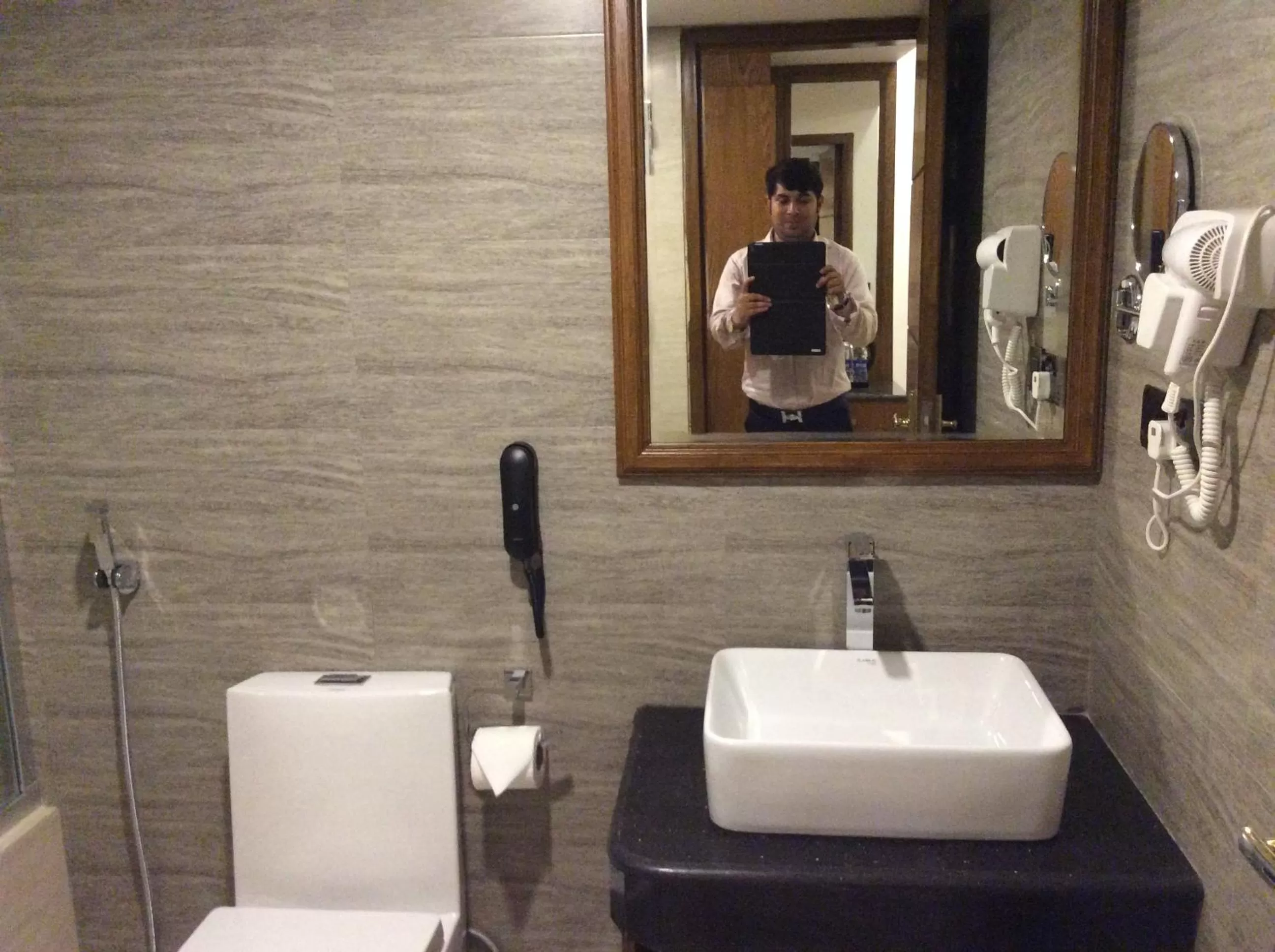 Bathroom in Marino Royal Hotel