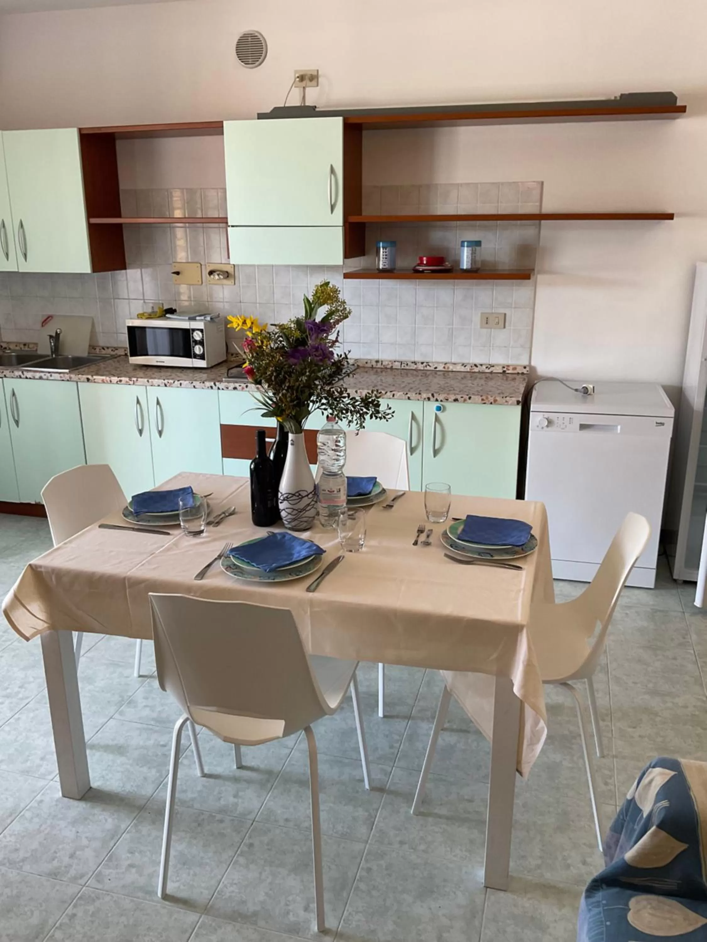 Dining Area in Villaggio dei Fiori Apart- Hotel 3 Stars - Family Resort