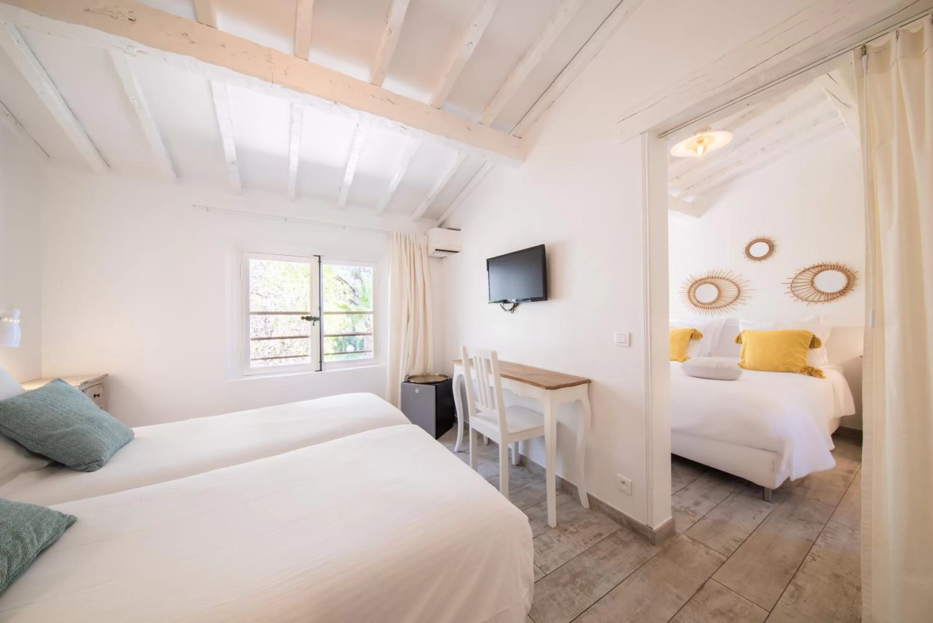 Family Room - 3 to 4 People in Les Capucines Saint Tropez