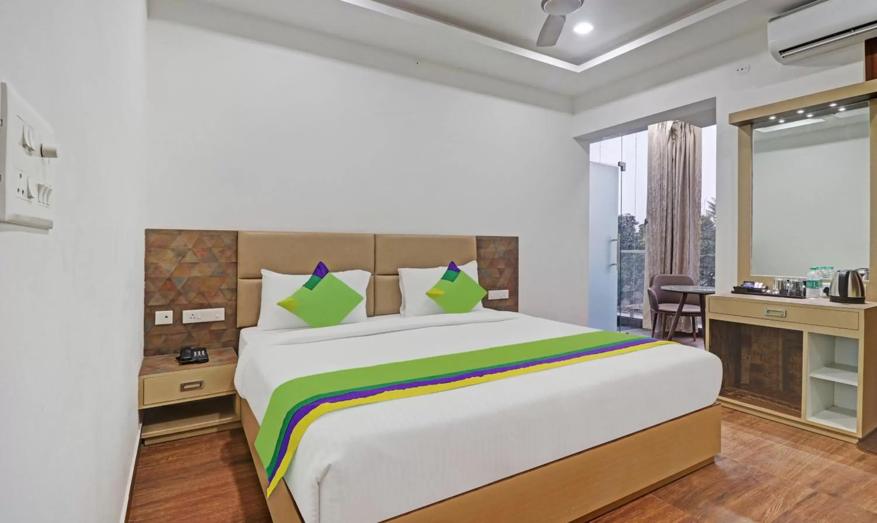 Bedroom, Bed in Treebo Kanopy Greens Bedroom, Bed in Treebo Kanopy Greens