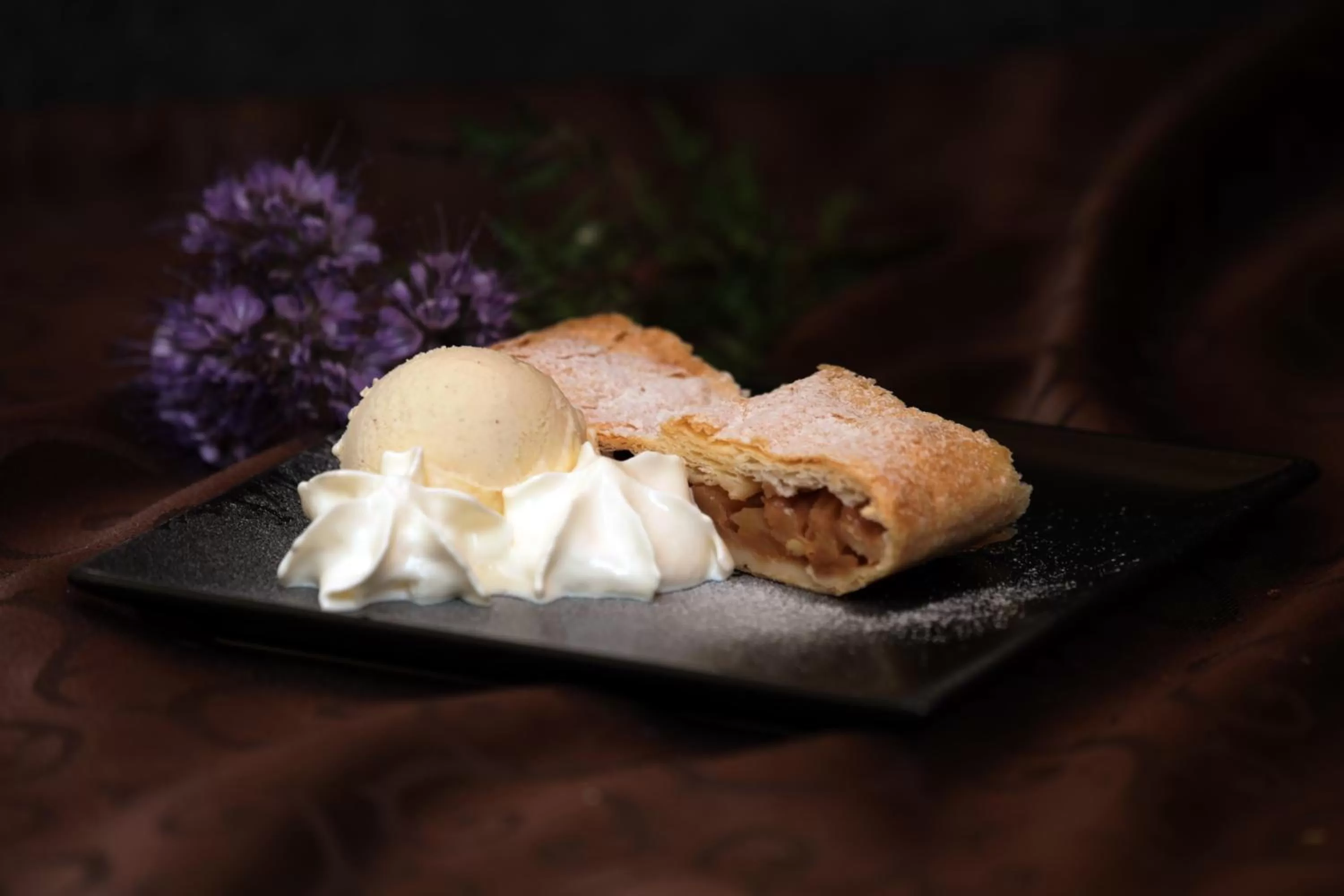 Restaurant/places to eat in Hotel Garni Le Corti