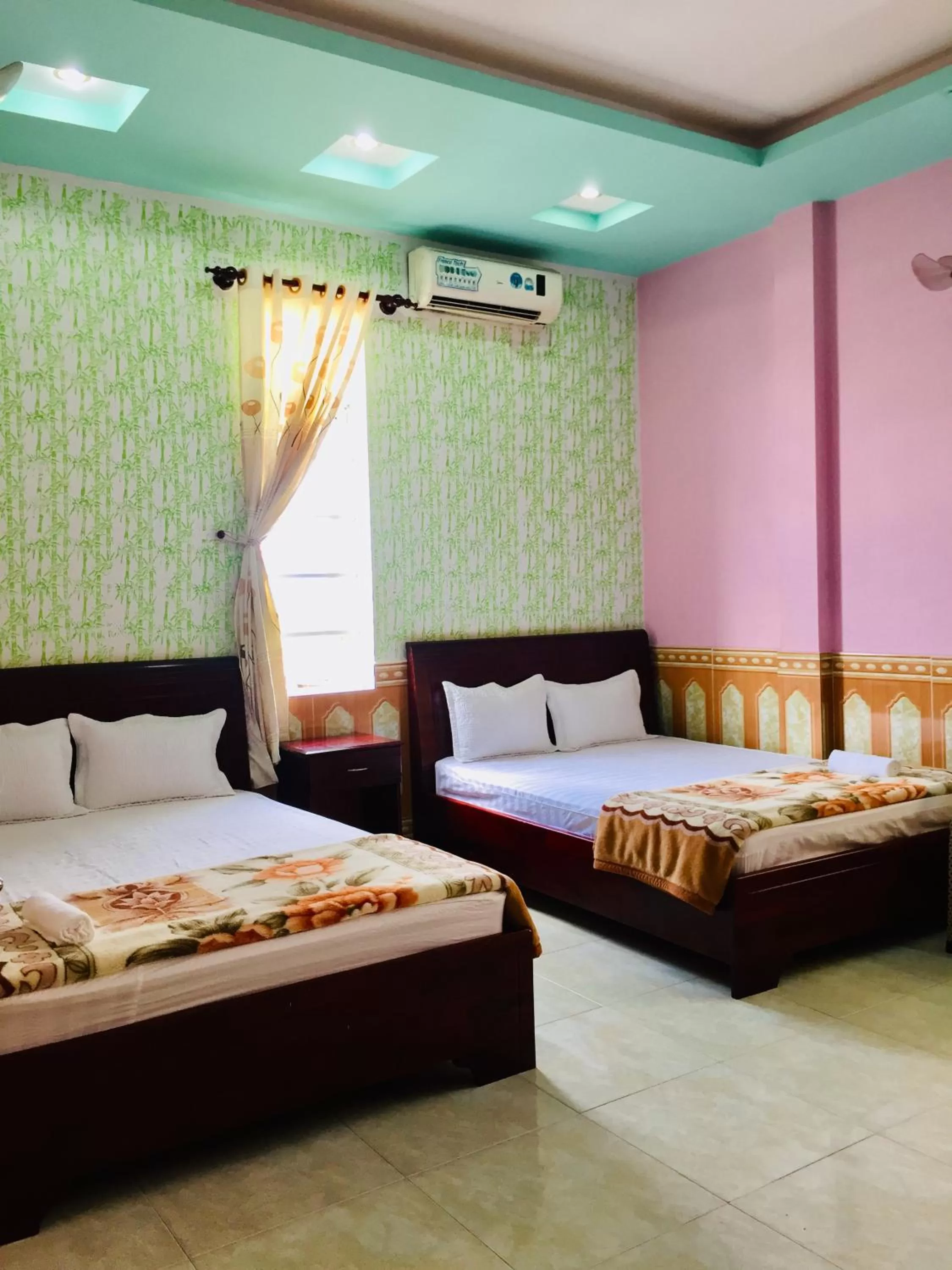 Bed in Tien Dat Motel