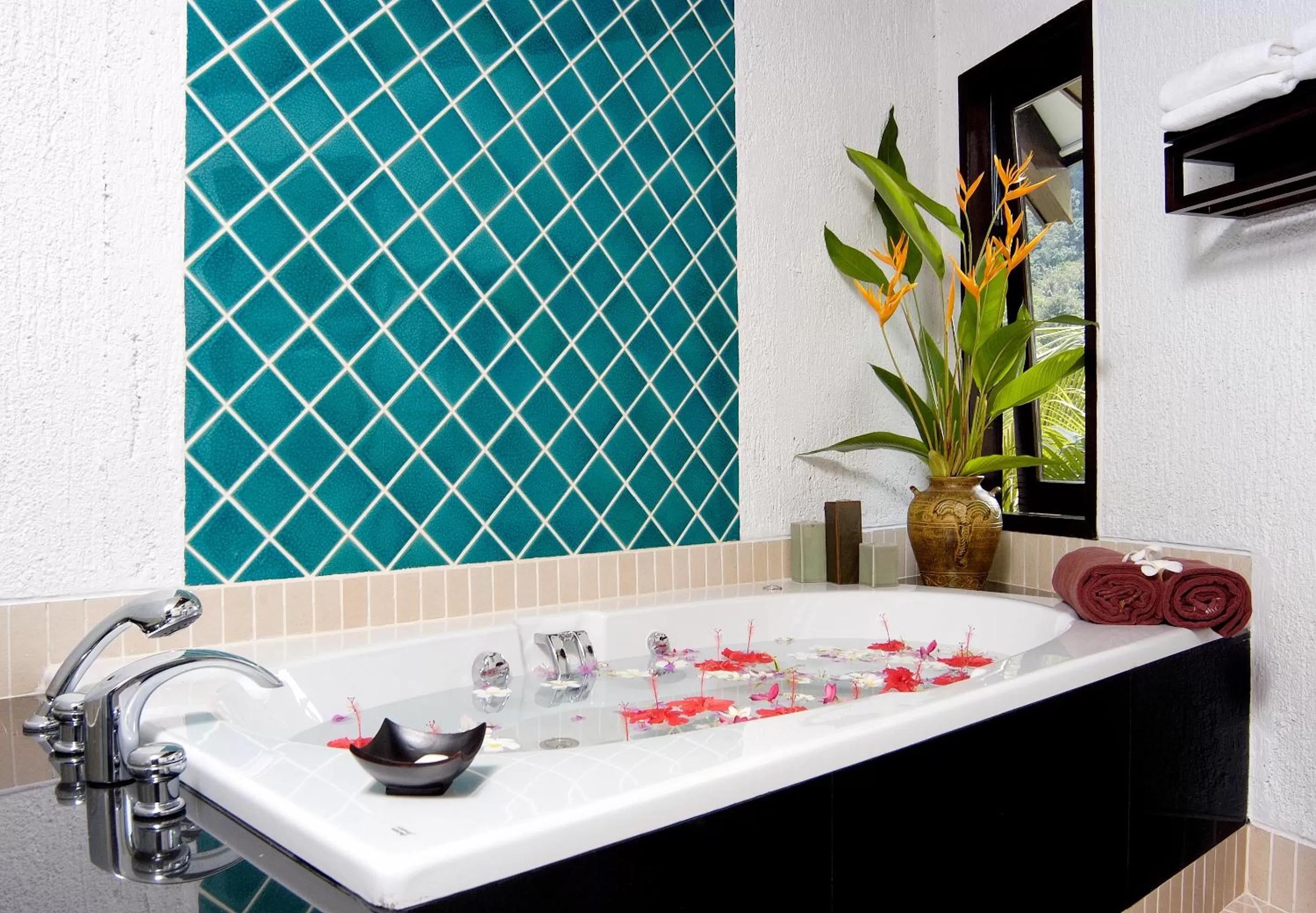 Bathroom in Peace Laguna Resort & Spa