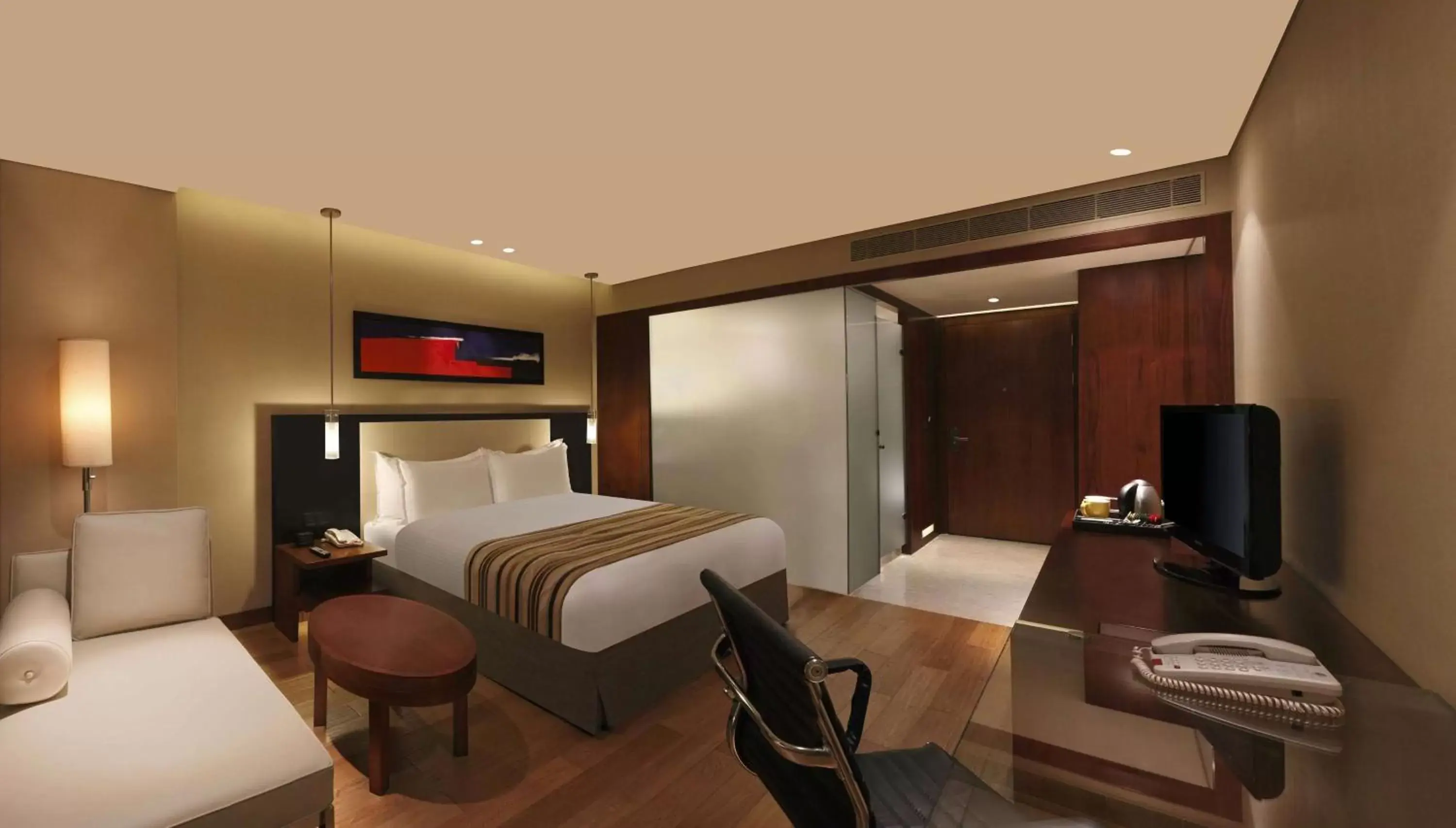 Bedroom in DoubleTree By Hilton-Pune Chinchwad