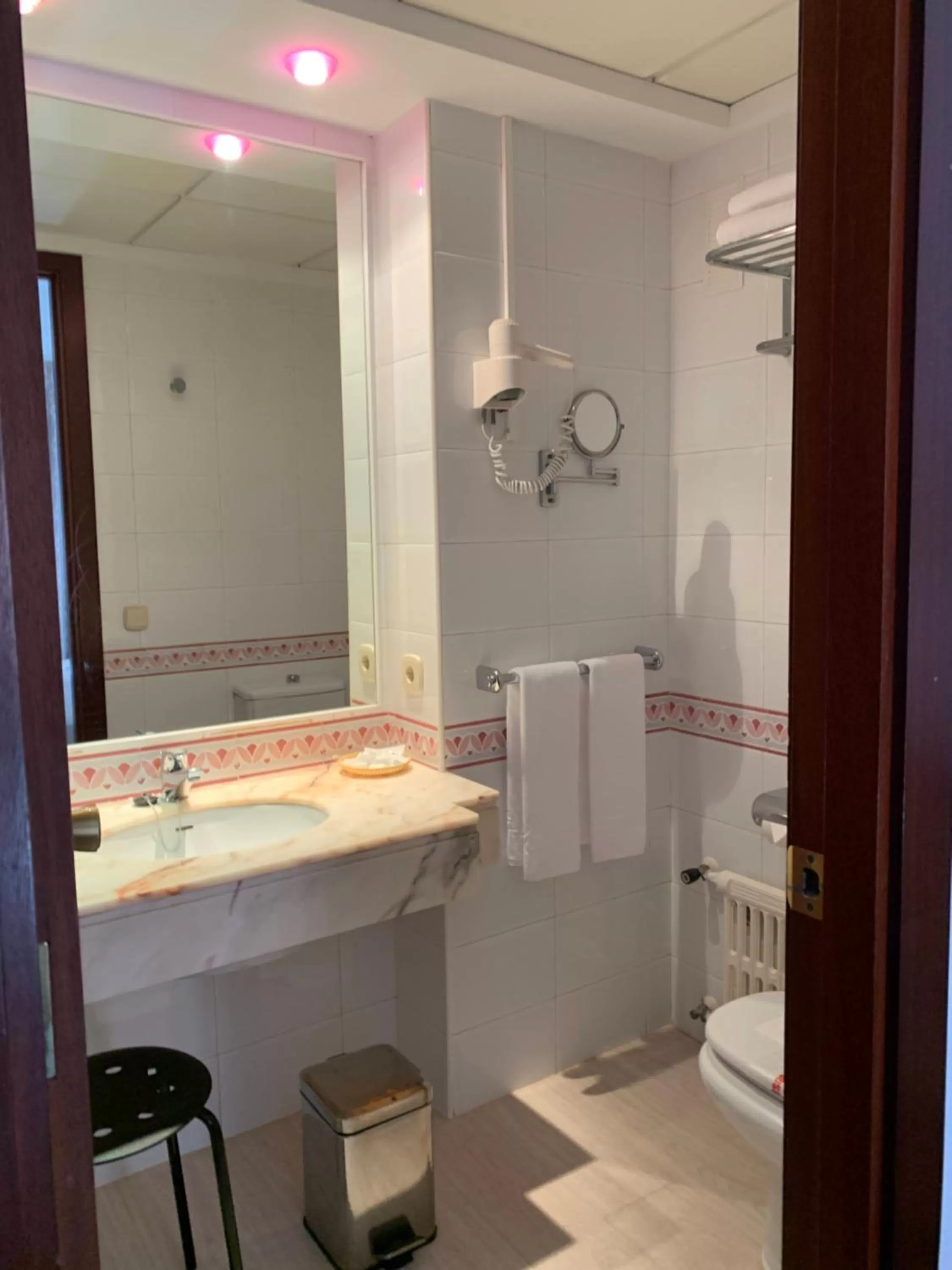 Toilet in Hotel Voramar