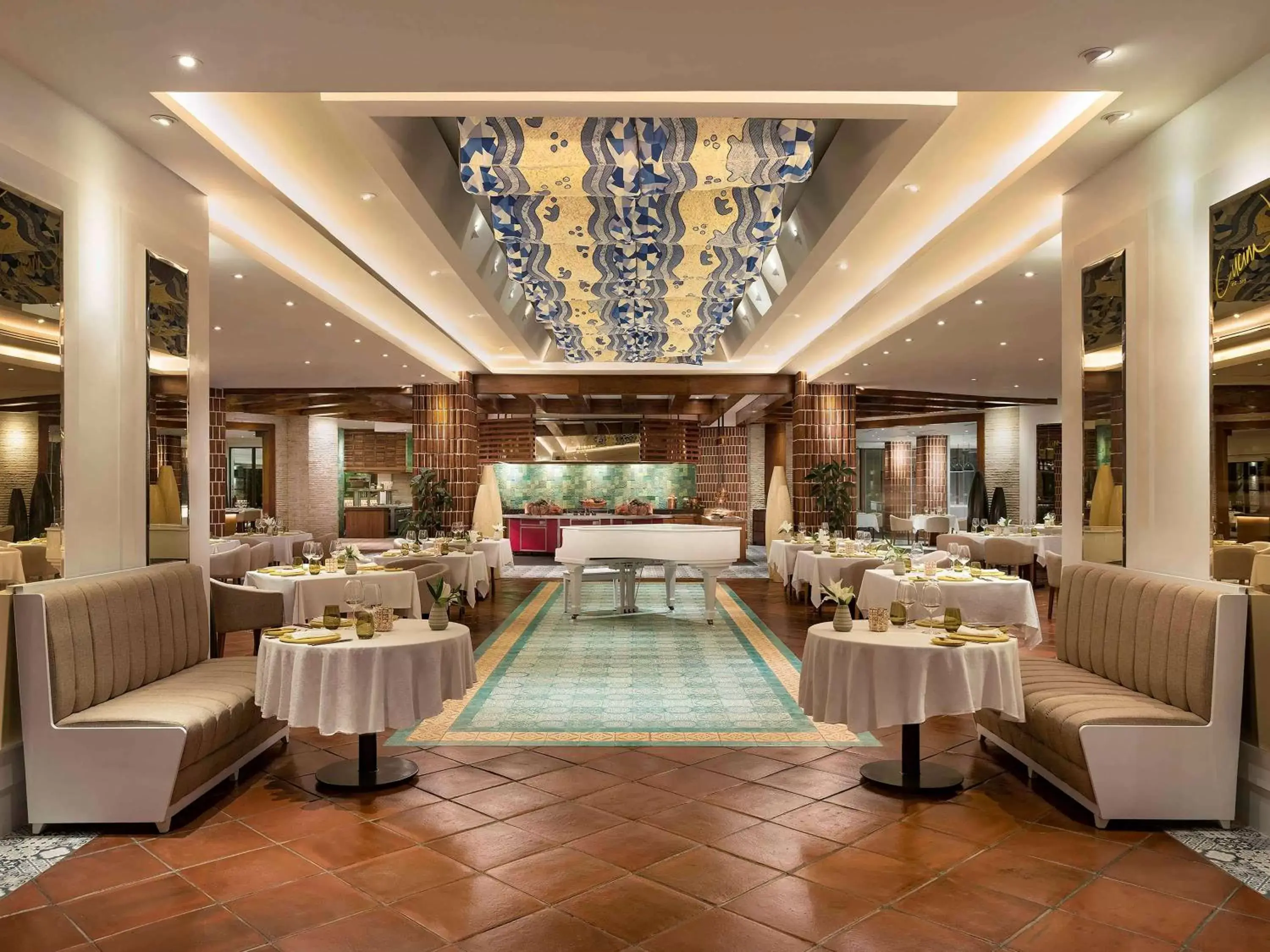 Restaurant/Places to Eat in Sofitel Bali Nusa Dua Beach Resort