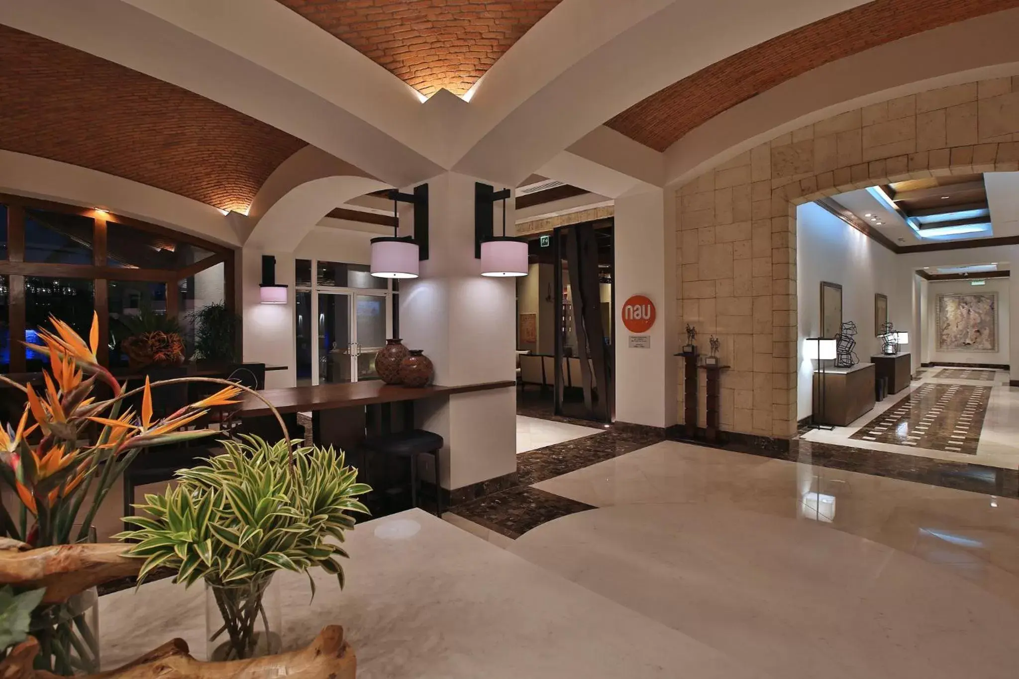 Property building, Lobby/Reception in Real Intercontinental Metrocentro Managua, an IHG Hotel