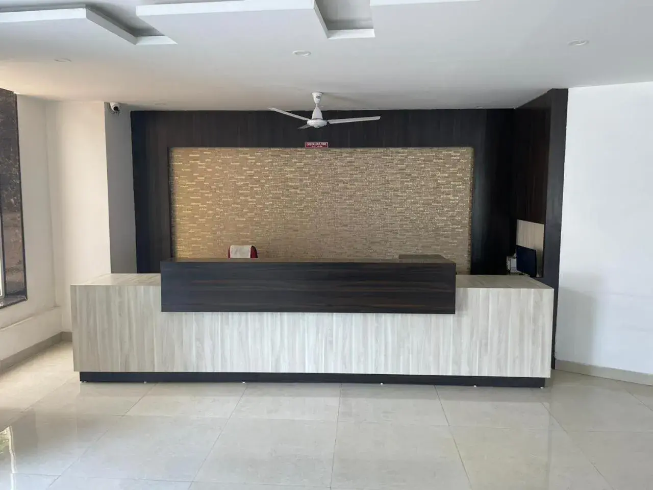 Lobby/Reception in Shyama Hotel