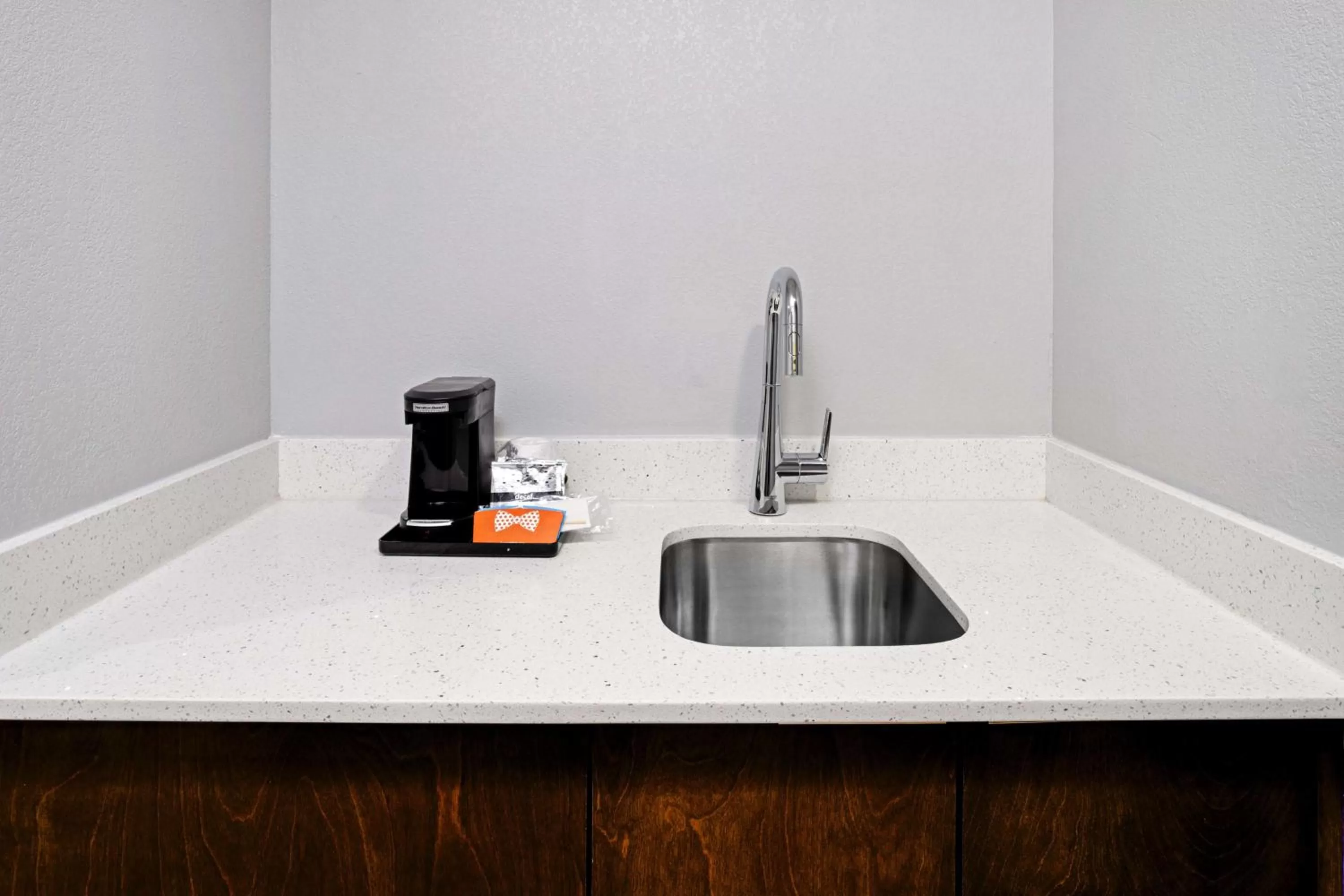 Photo of the whole room in Hampton Inn Richmond-Mechanicsville