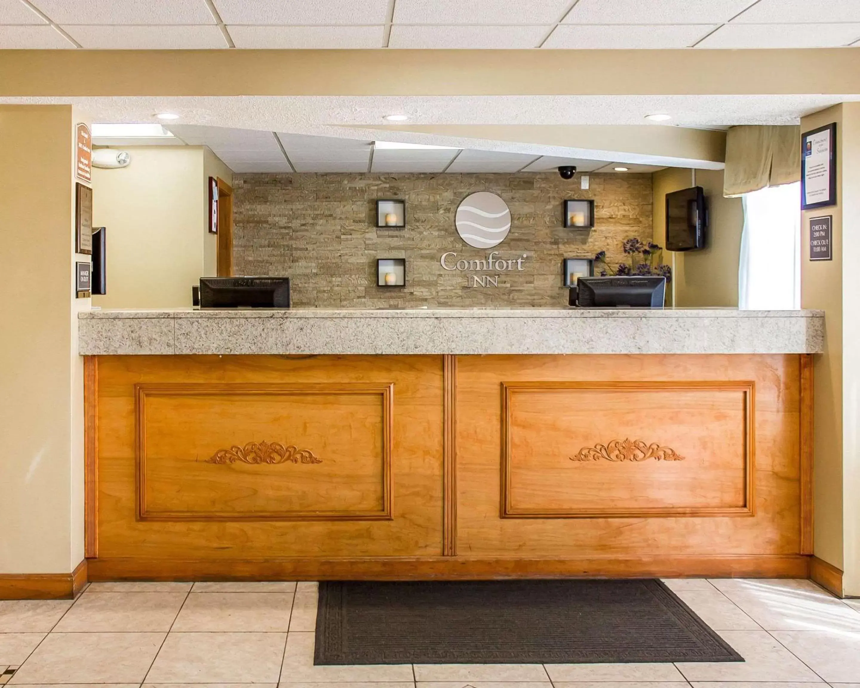 Lobby or reception, Lobby/Reception in Comfort Inn Wethersfield - Hartford