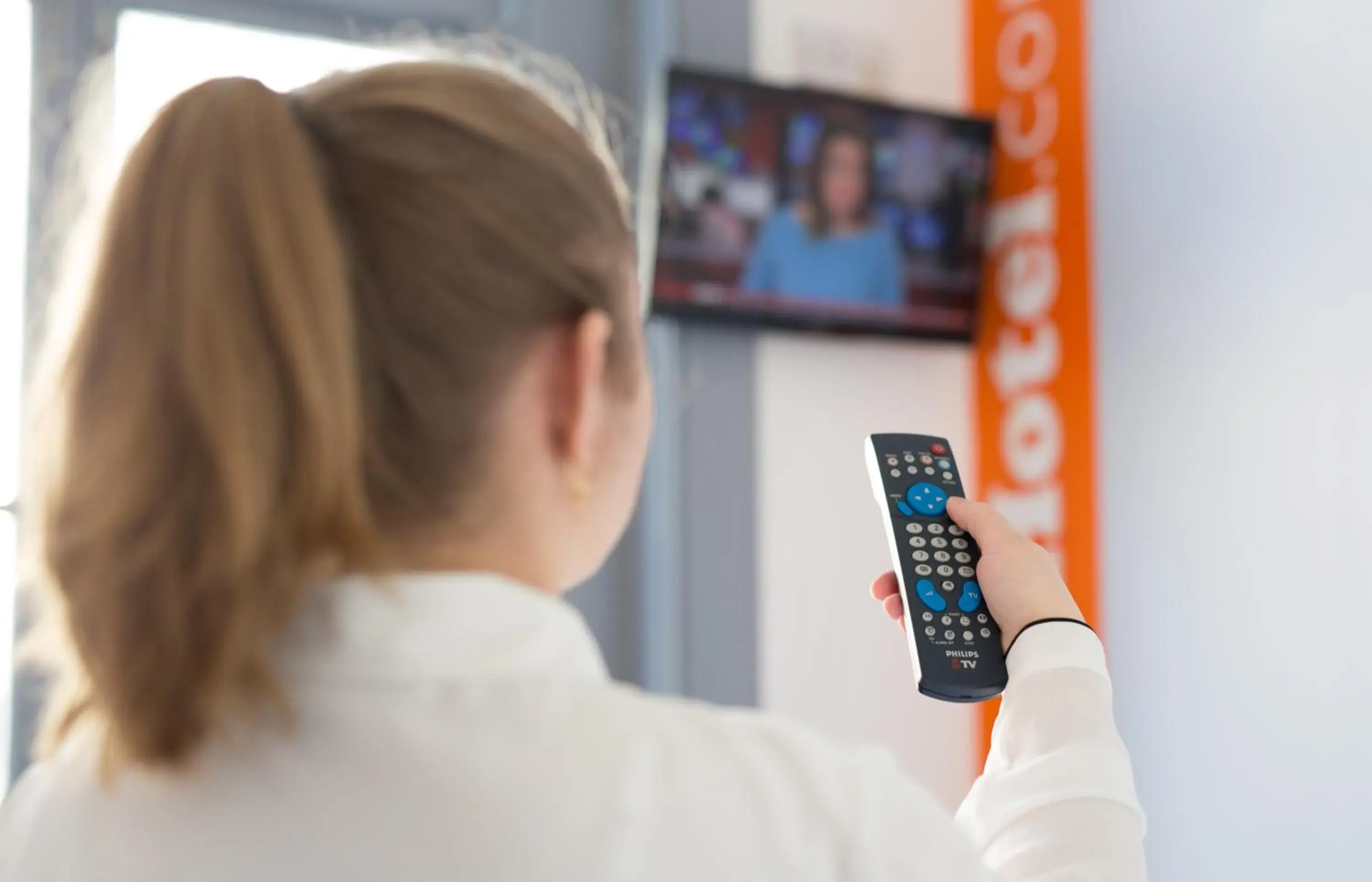 TV and multimedia in easyHotel Victoria