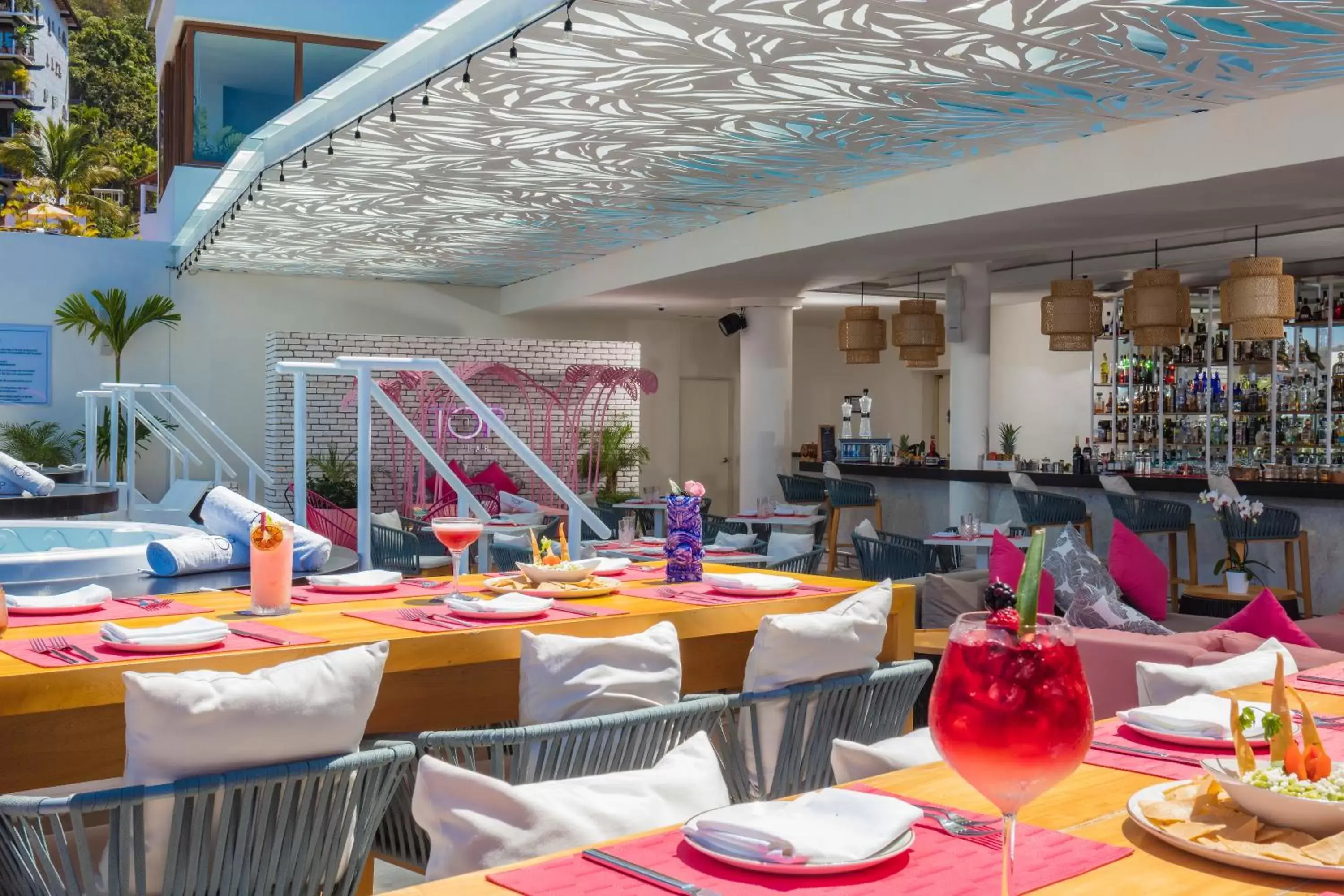 Restaurant/Places to Eat in Almar Resort Luxury LGBT Beach Front Experience