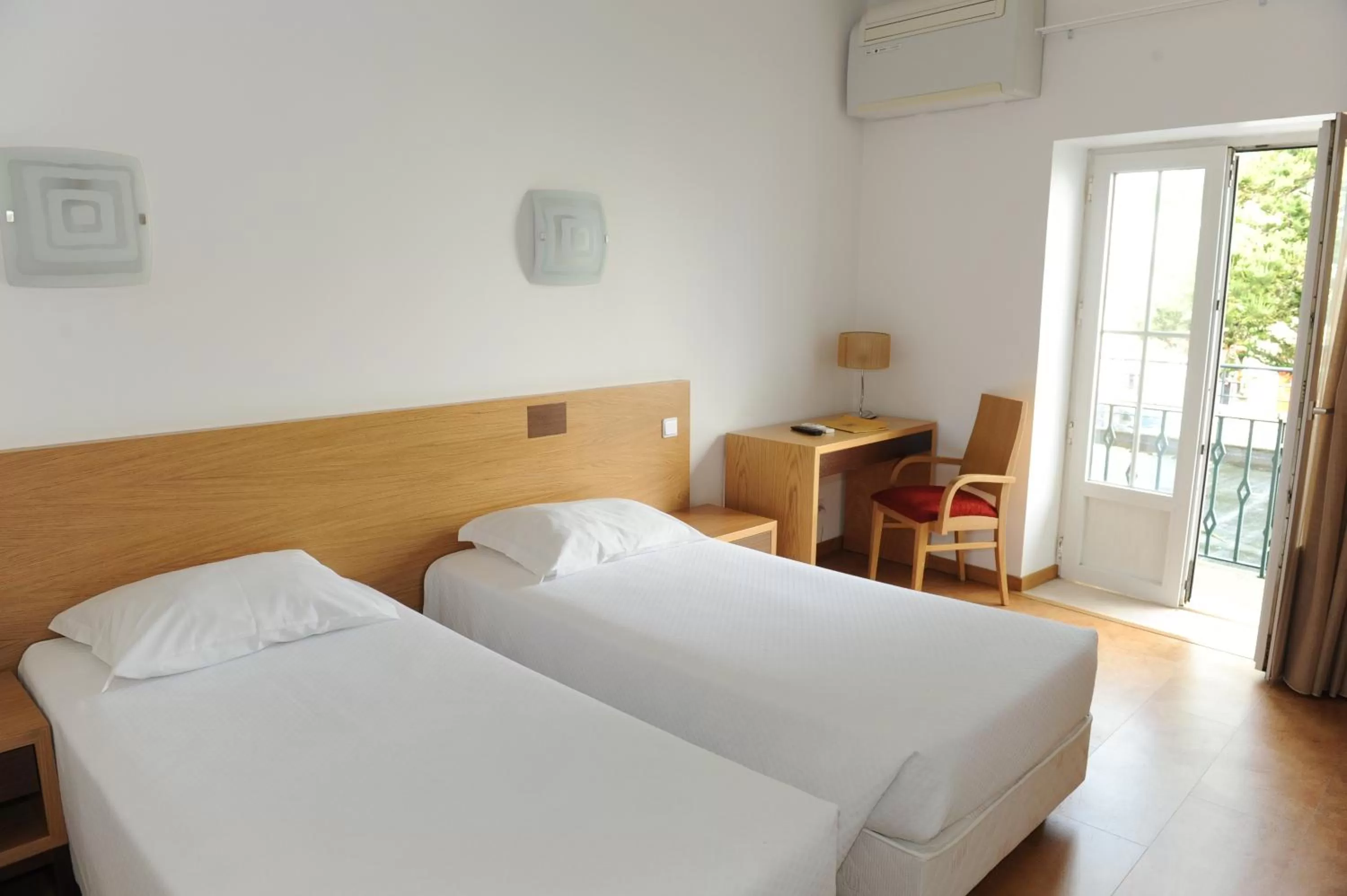 Bedroom, Bed in Hotel Brazão