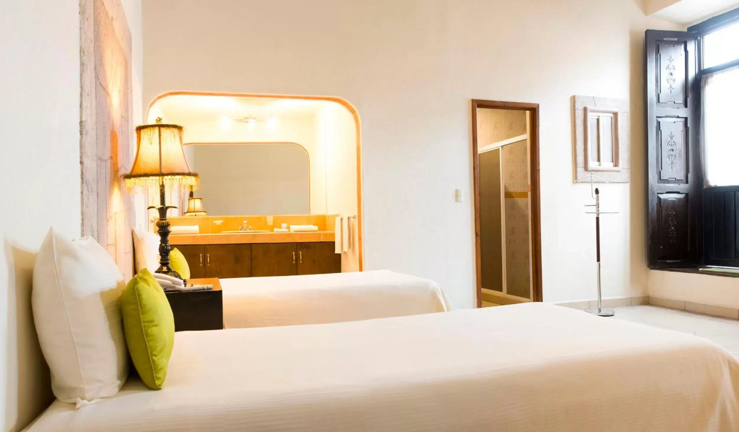 Bed in Hotel Expres By Hosting House