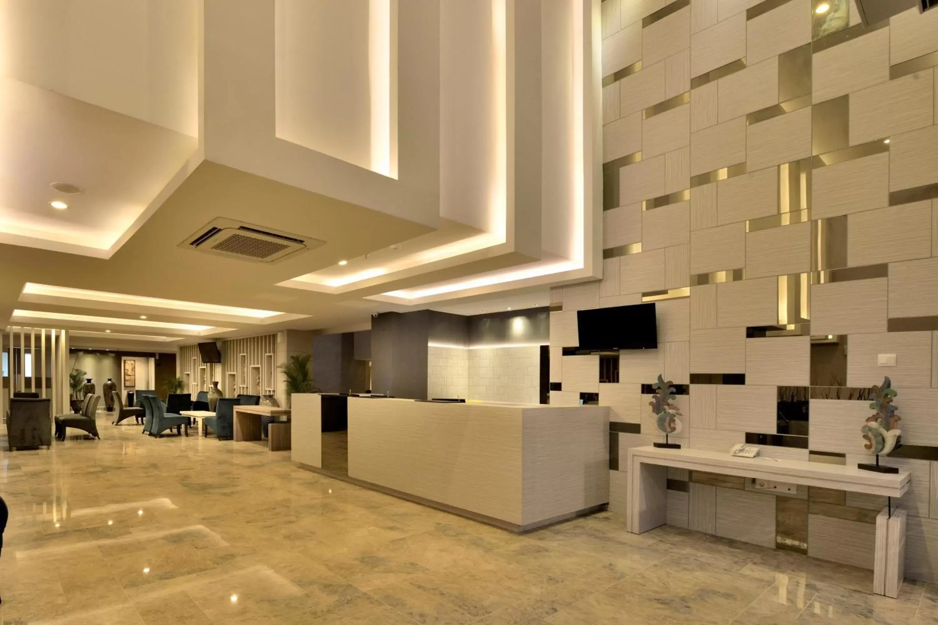 Lobby or reception in Tjokro Hotel Pekanbaru