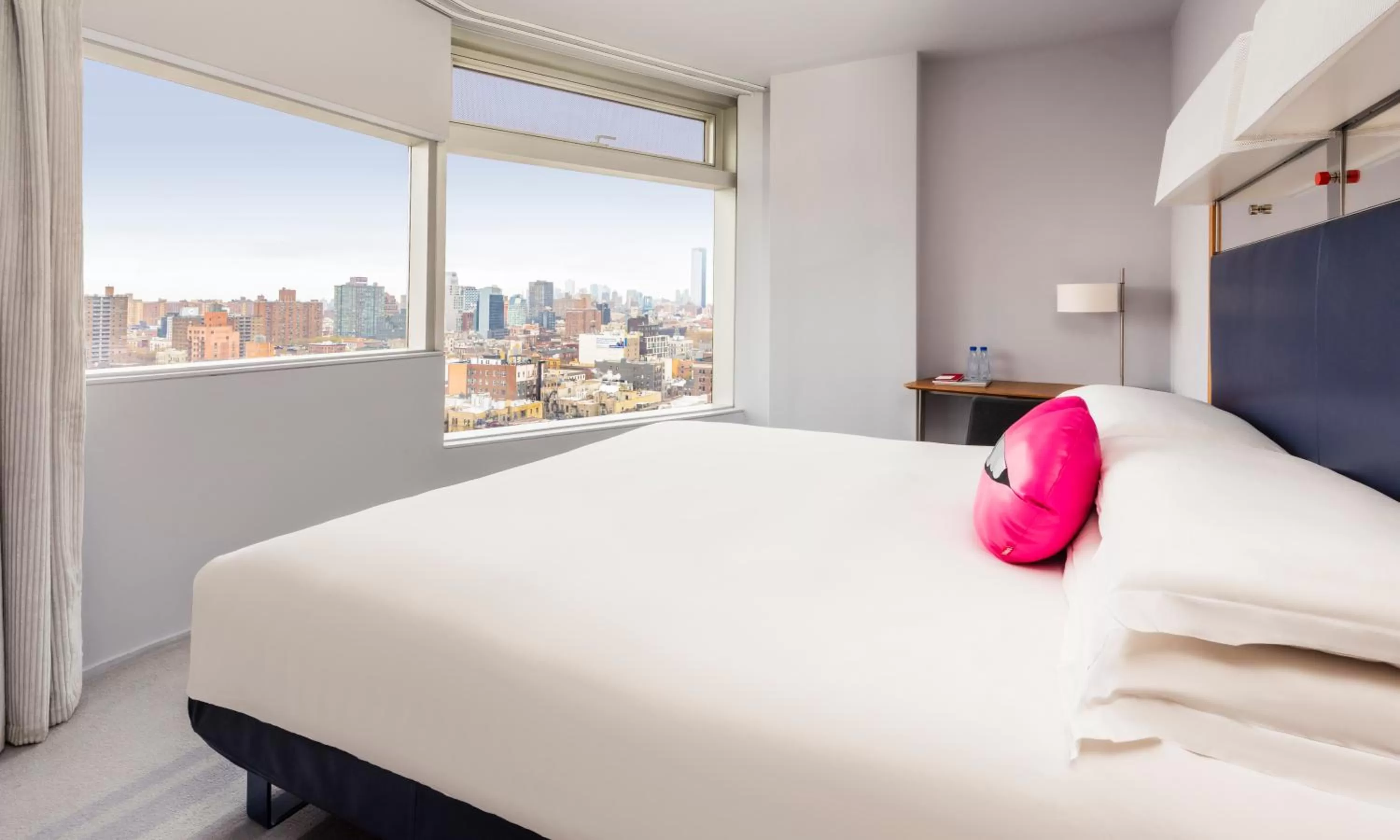 Bedroom, Bed in The Standard - East Village