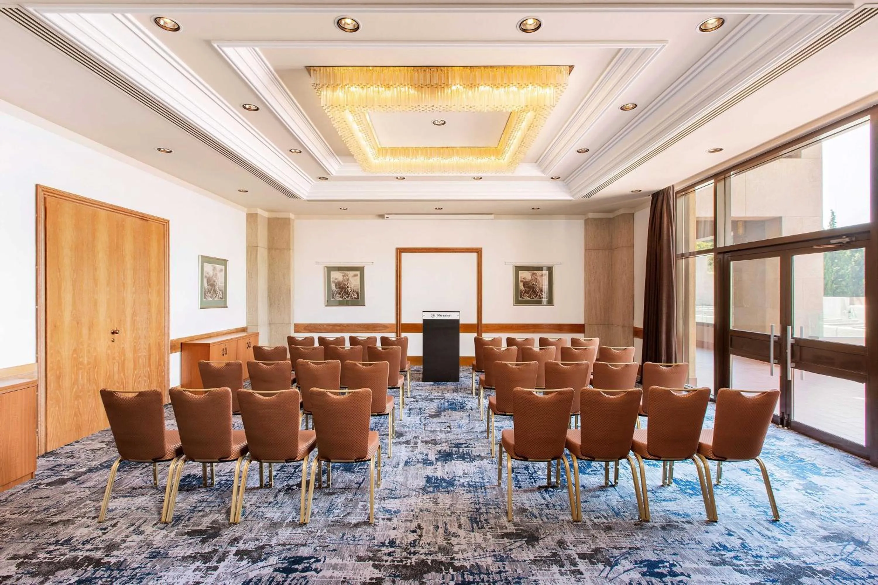 Entertainment in Sheraton Rhodes Resort