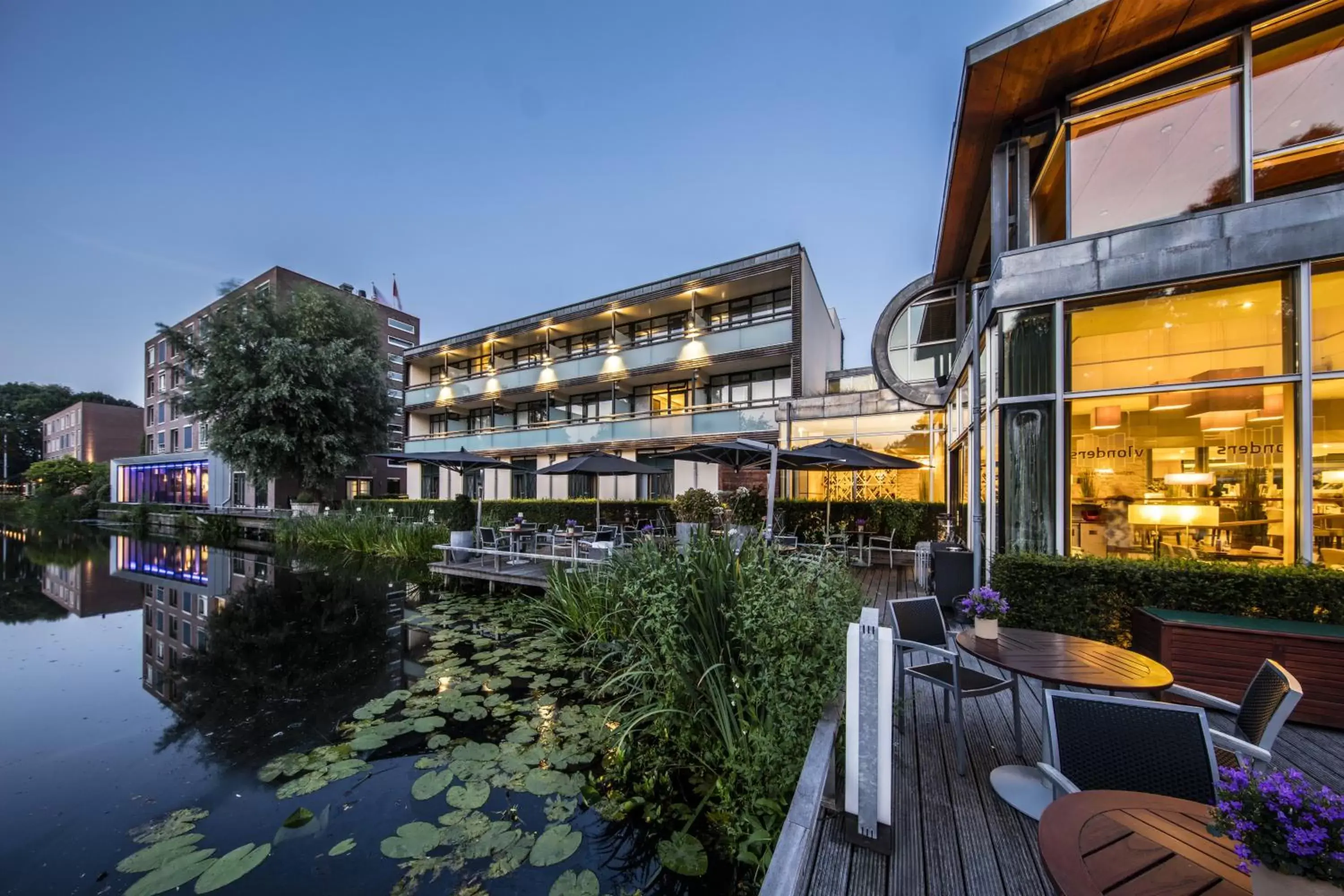 Balcony/Terrace, Property Building in Hotel Mitland