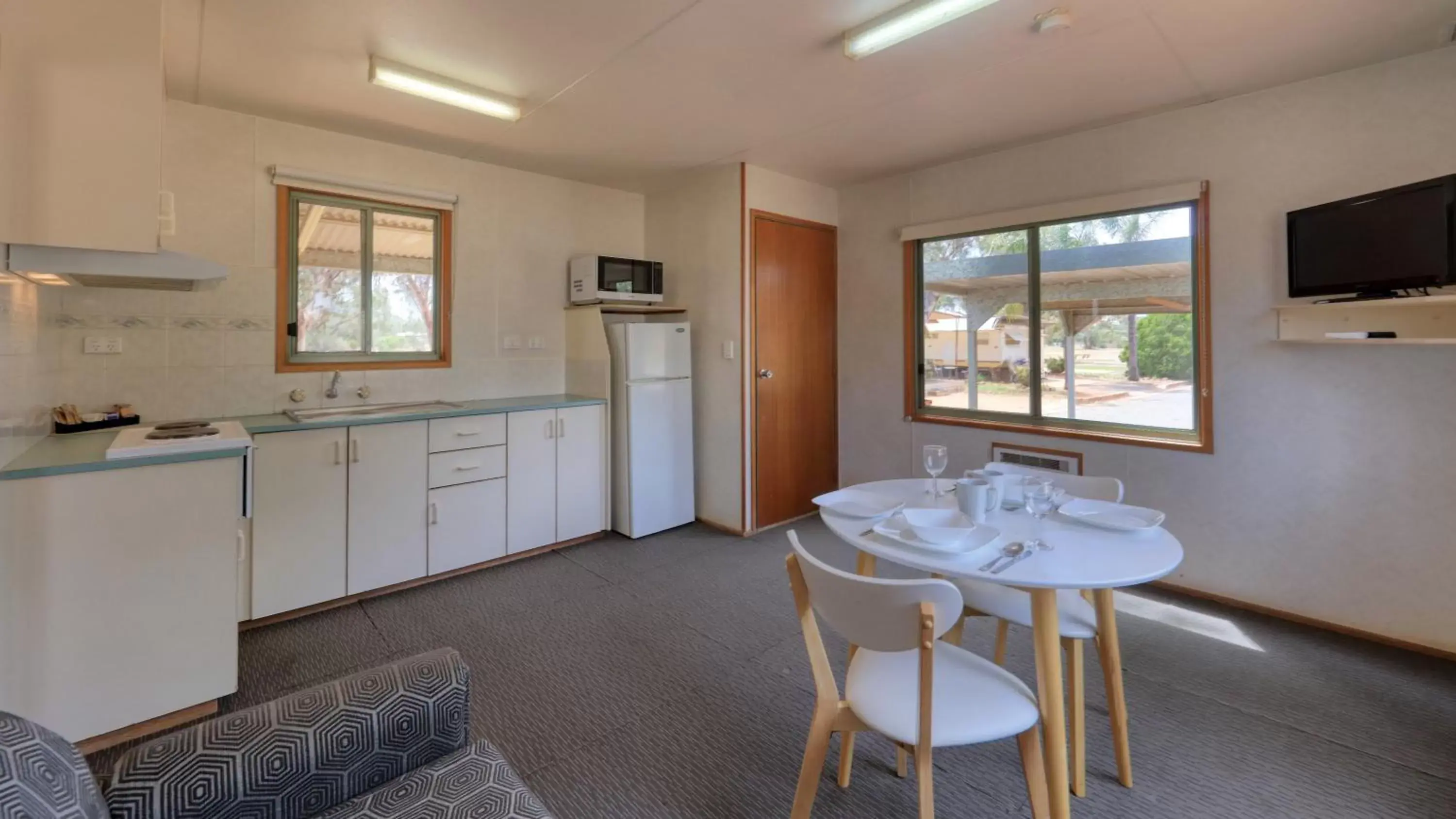 Kitchen/Kitchenette in Cobar Caravan Park