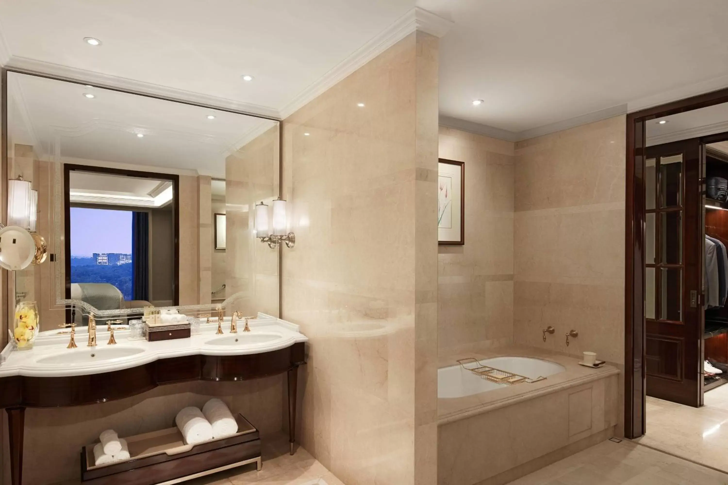 Bathroom in The Ritz-Carlton, Pune