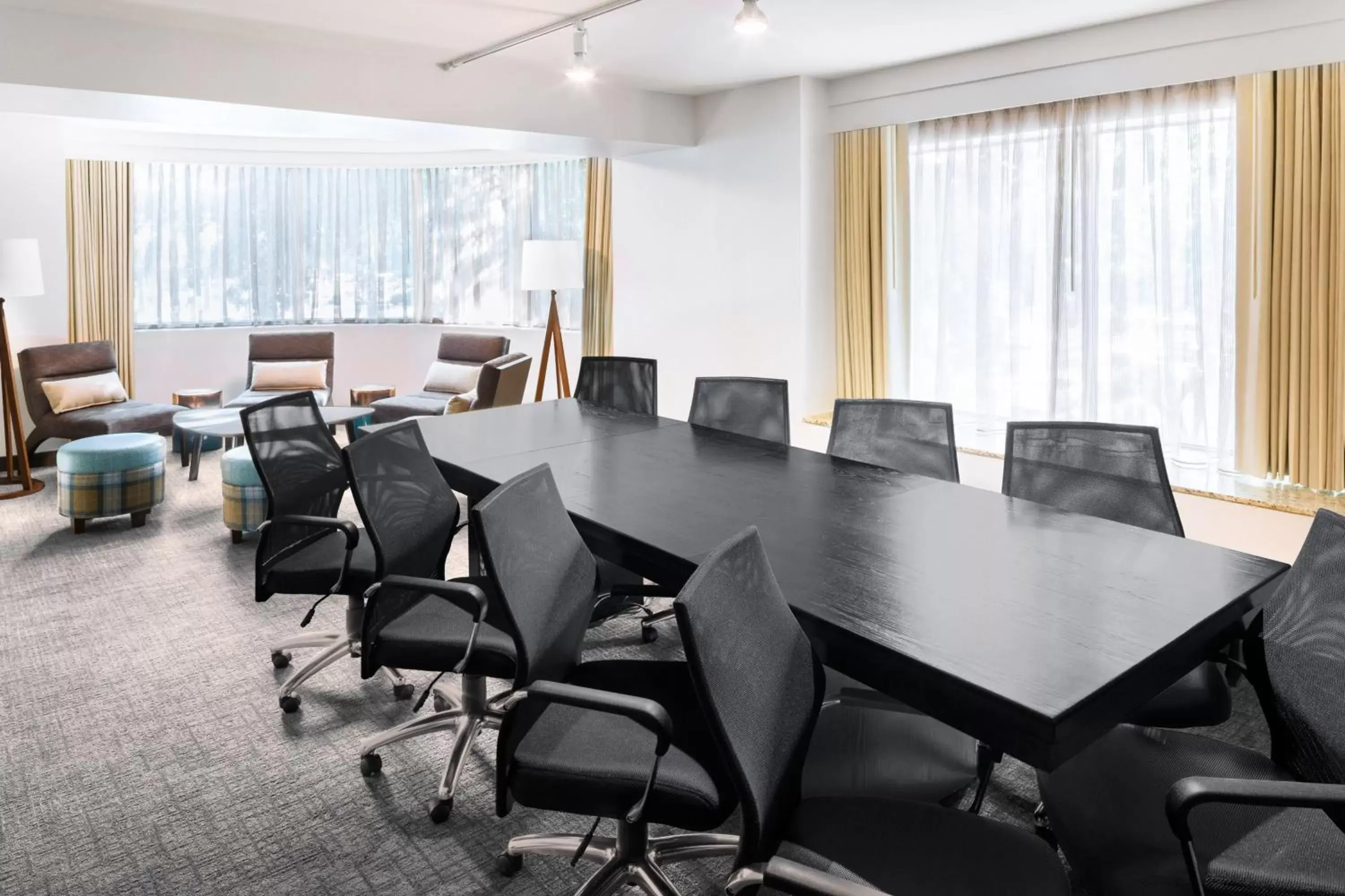 Meeting/conference room in Residence Inn by Marriott Sacramento Downtown at Capitol Park