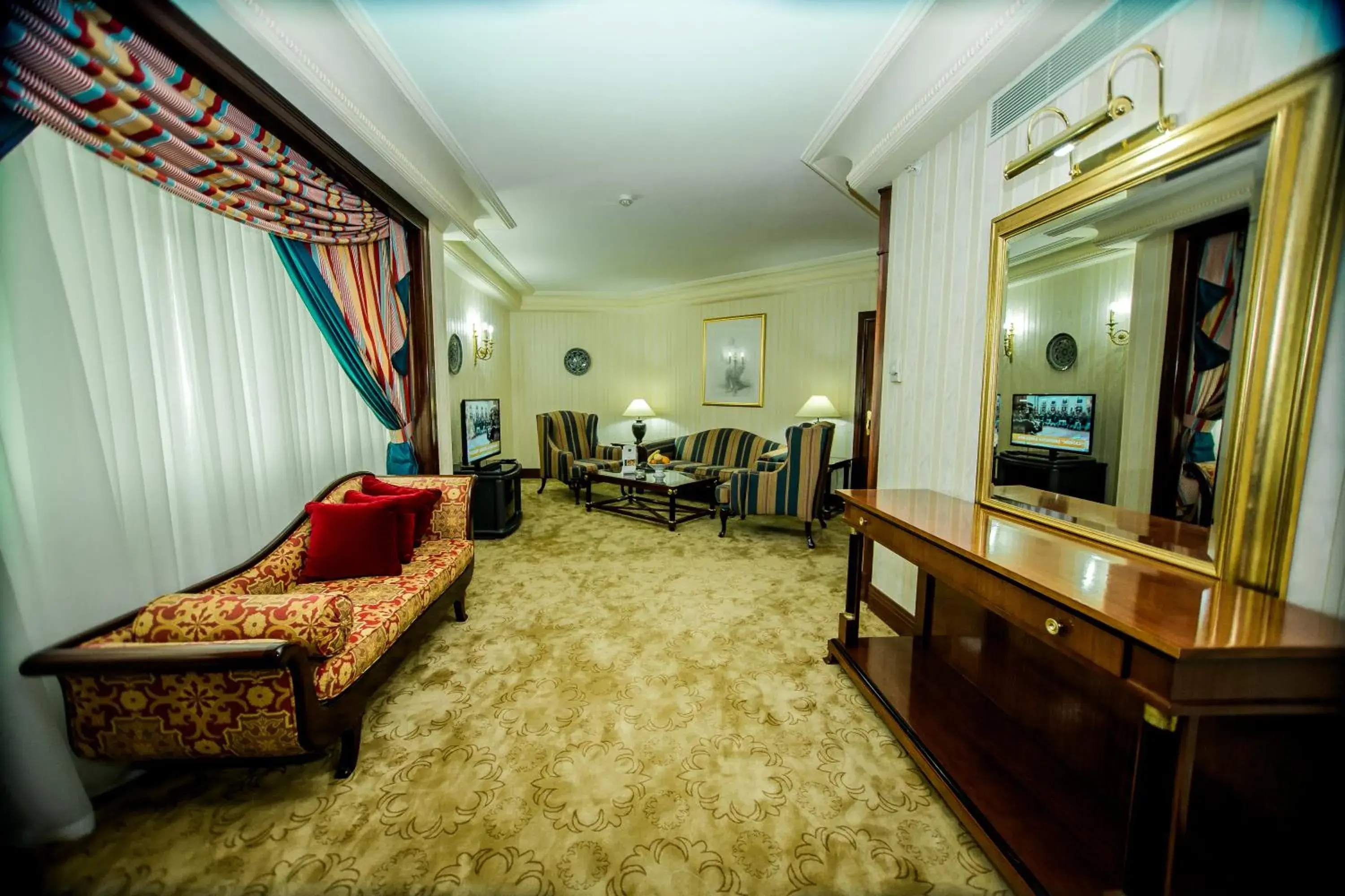 Living room, Seating Area in City Palace Hotel