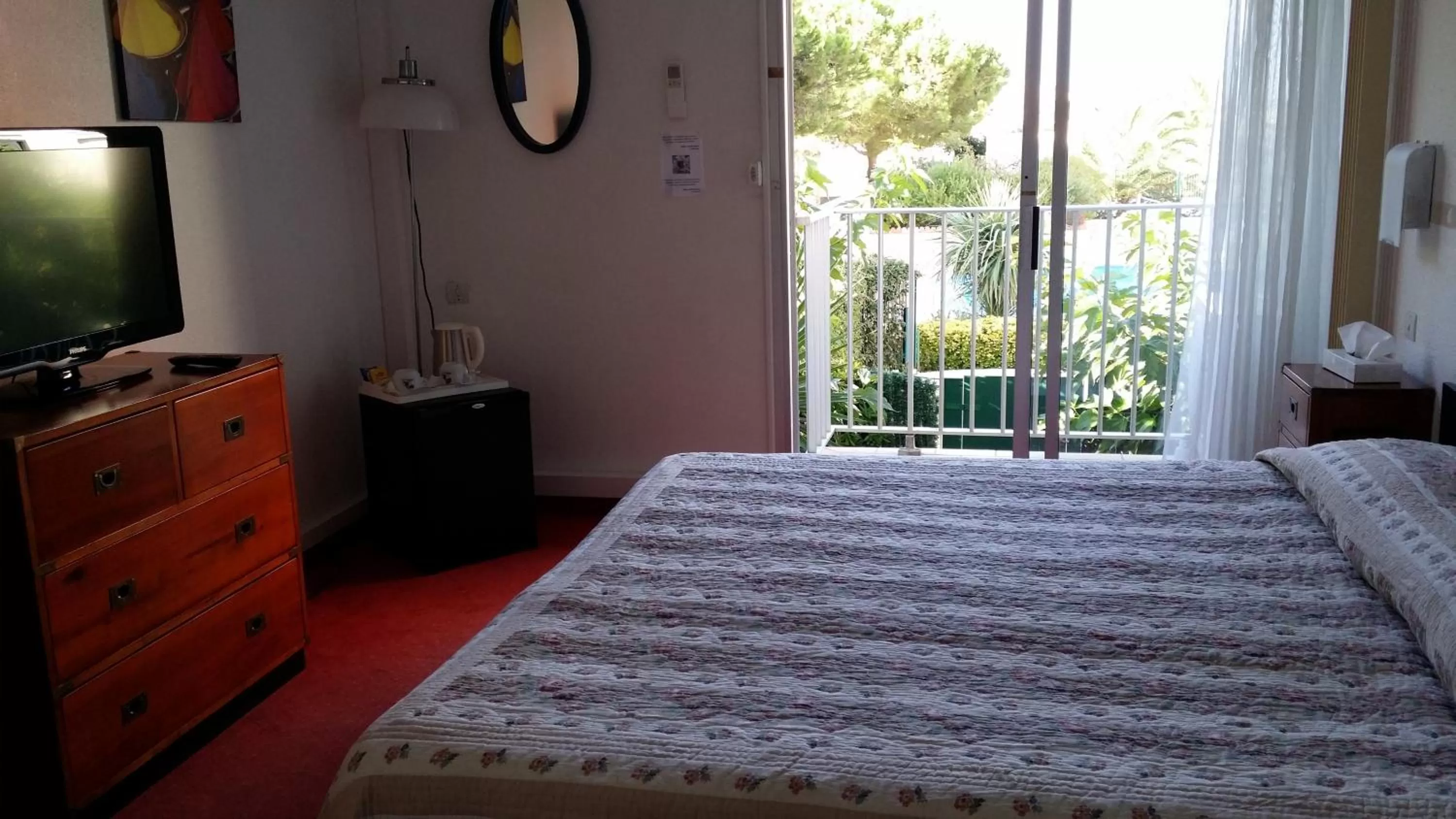 Bed in La Voile D' Or