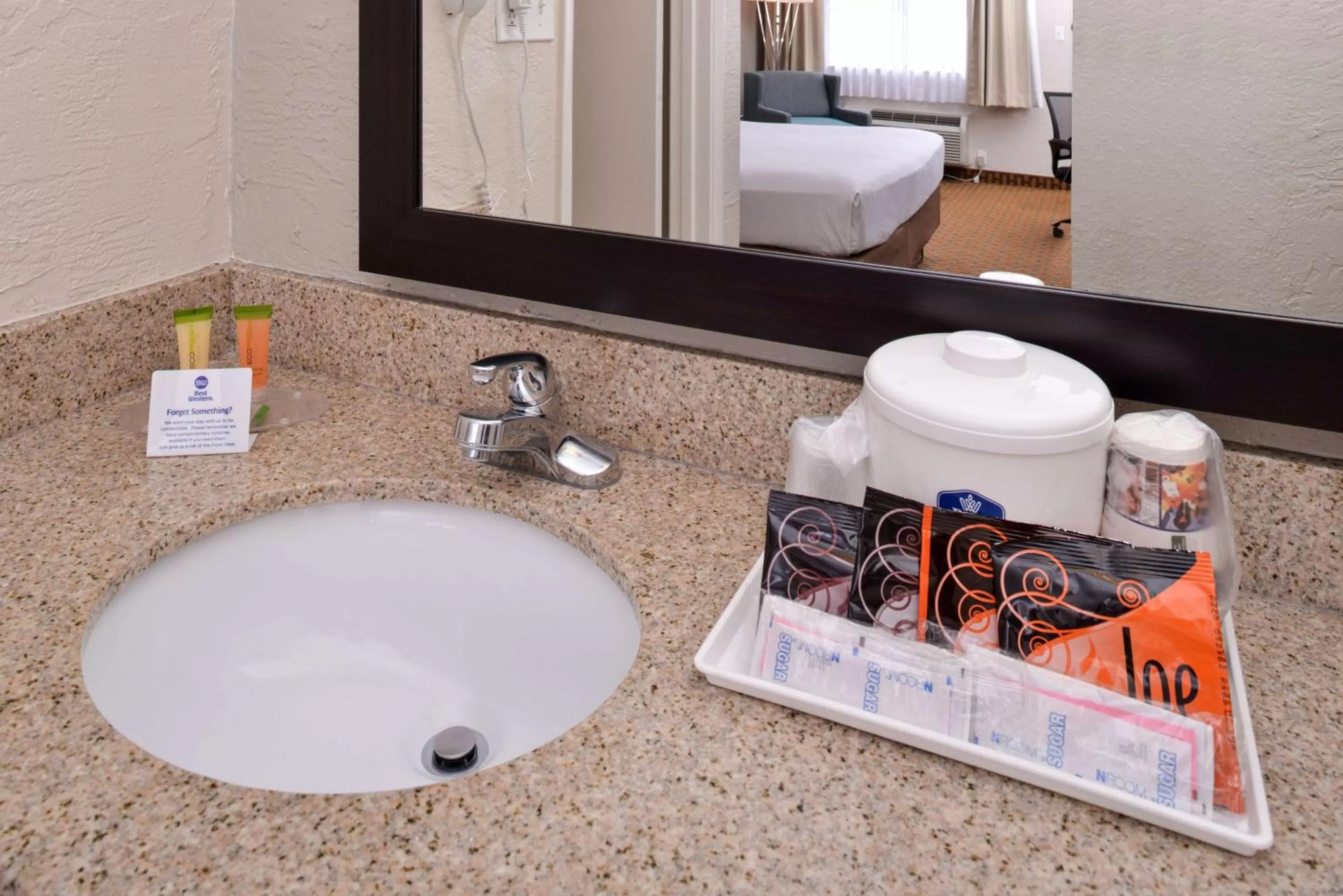 King Room with BathTub - Disability Access  in Best Western International Drive - Orlando